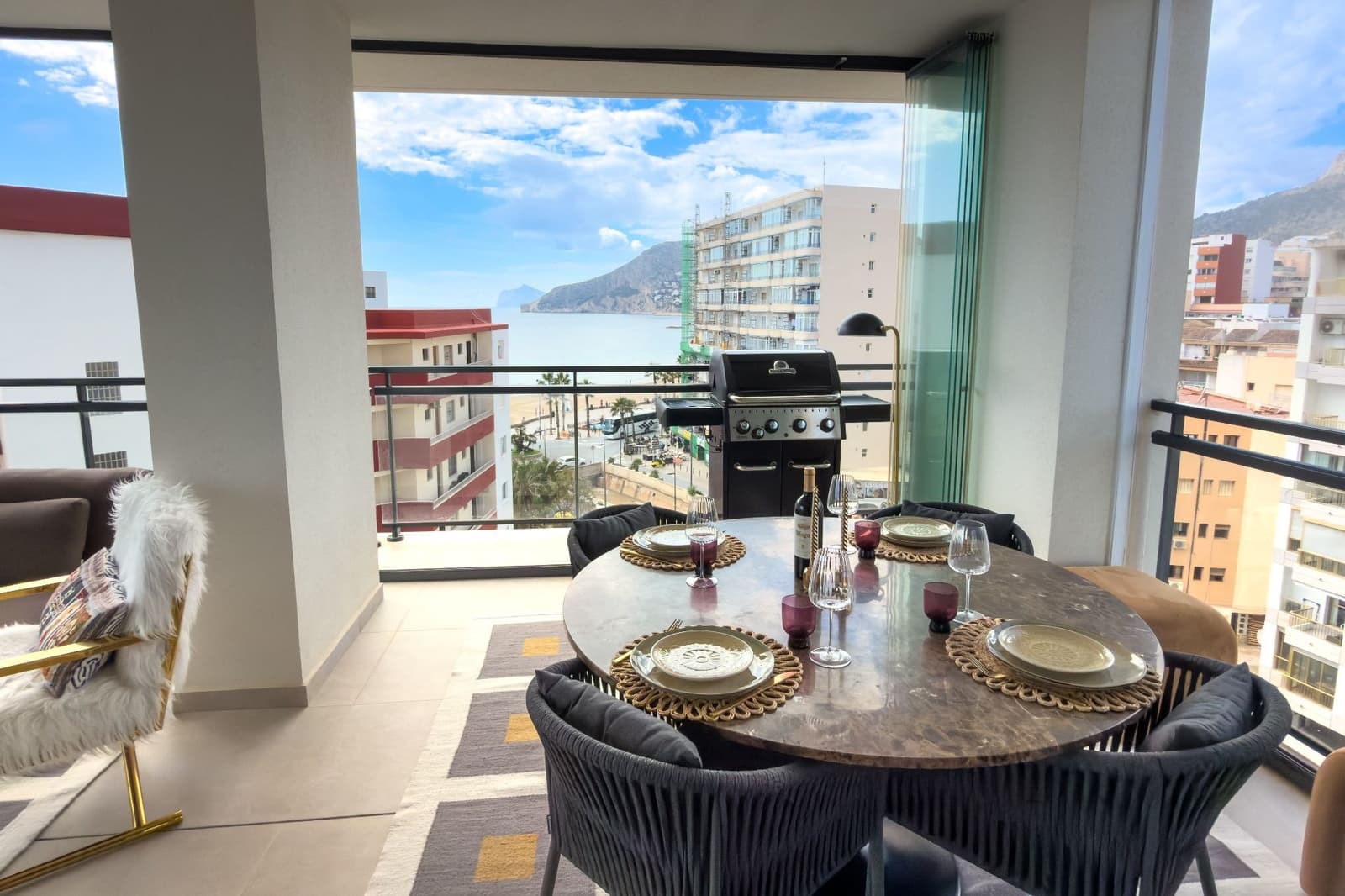 3 sypialnia Apartament na sprzedaż w Calpe / Calp z basenem garażem - 945 000 € (Ref: 9676771)