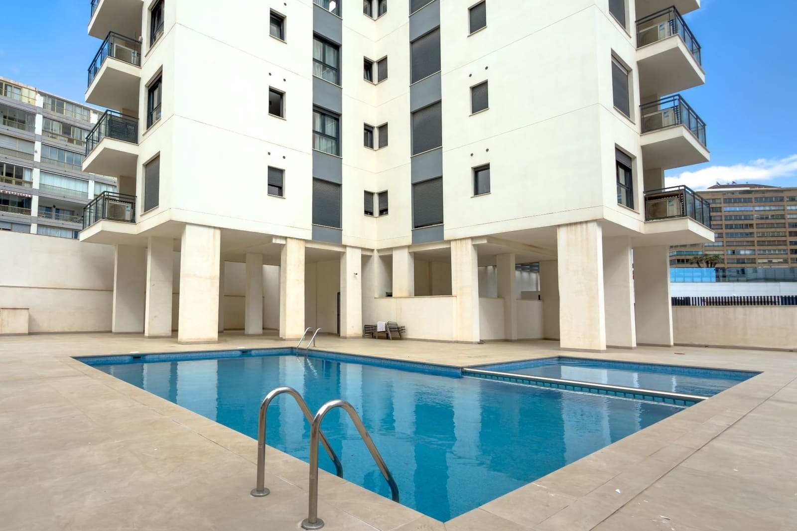 3 sypialnia Apartament na sprzedaż w Calpe / Calp z basenem garażem - 945 000 € (Ref: 9676771)