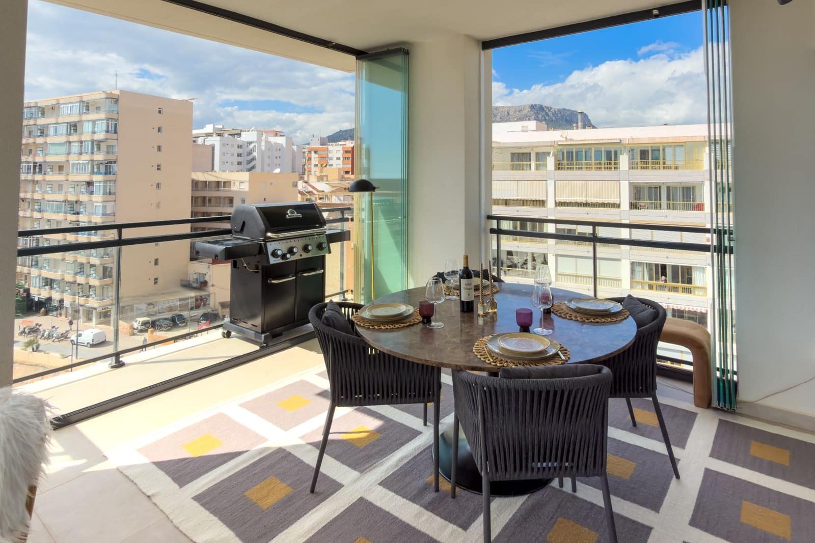 3 sypialnia Apartament na sprzedaż w Calpe / Calp z basenem garażem - 945 000 € (Ref: 9676771)