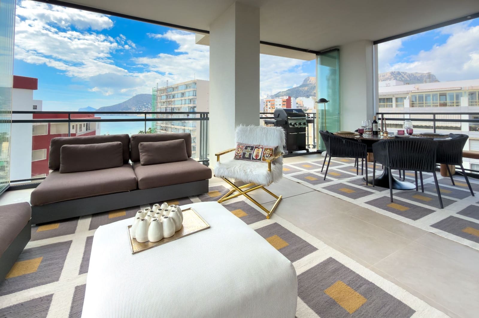 3 sypialnia Apartament na sprzedaż w Calpe / Calp z basenem garażem - 945 000 € (Ref: 9676771)