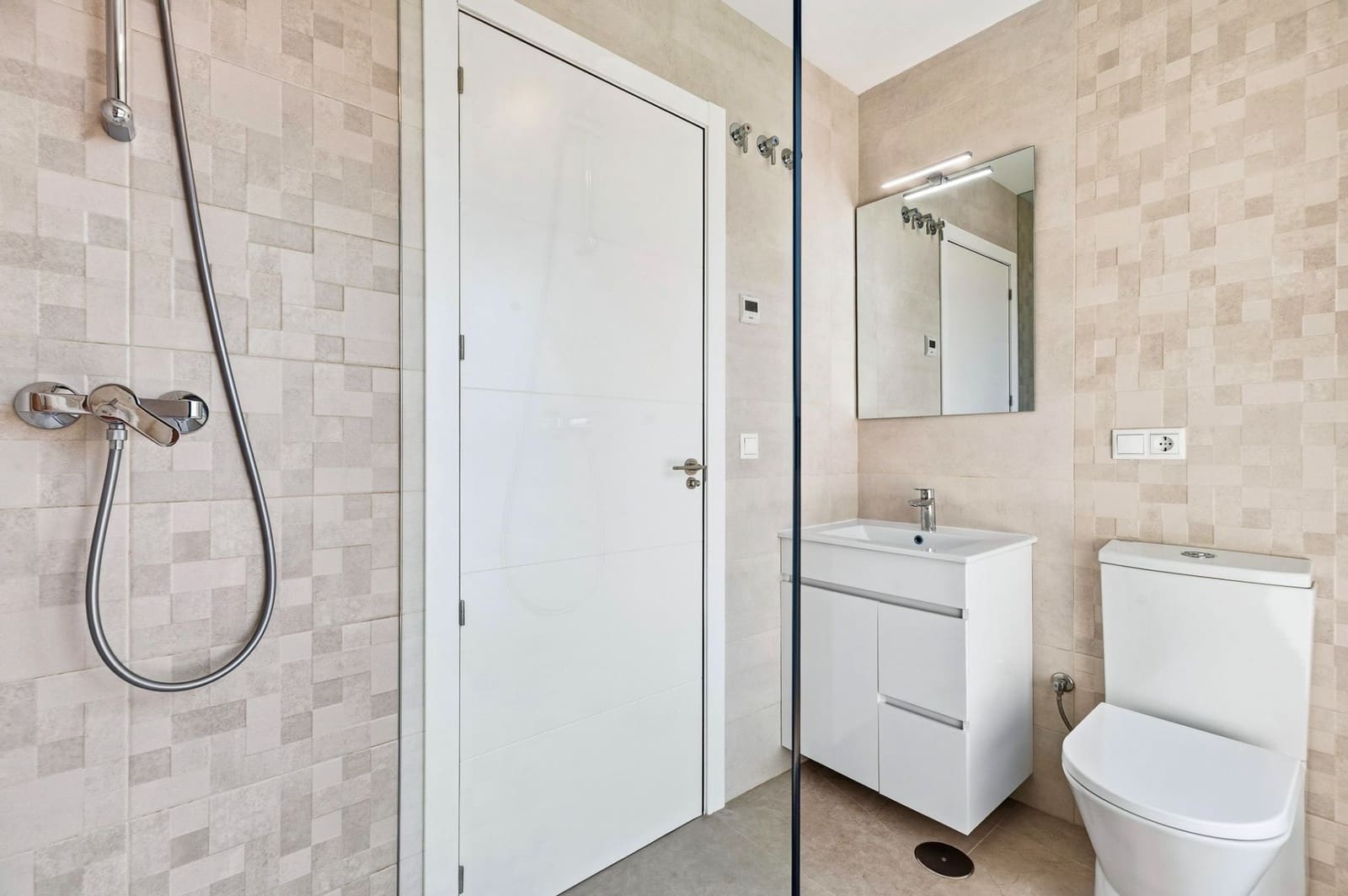 3 bedroom Apartment for sale in Calpe / Calp with pool garage - € 945,000 (Ref: 9676771)