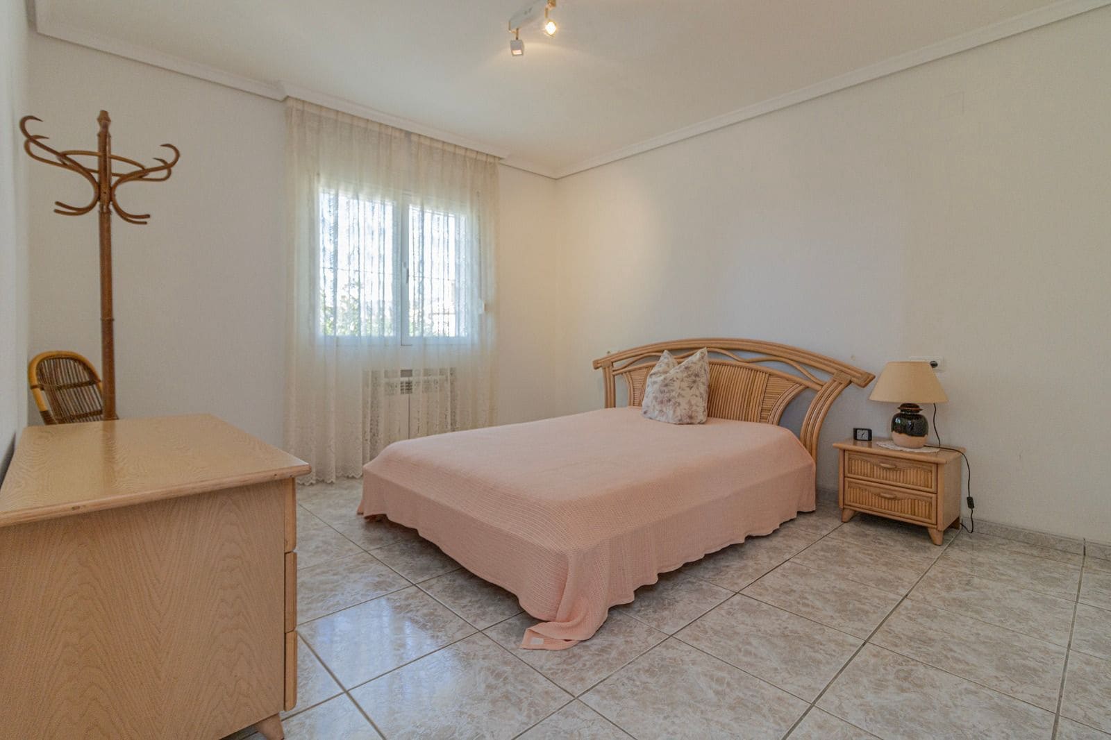 3 Zimmer Villa zu verkaufen in Calpe / Calp mit Pool Garage - 650.000 € (Ref: 9676772)
