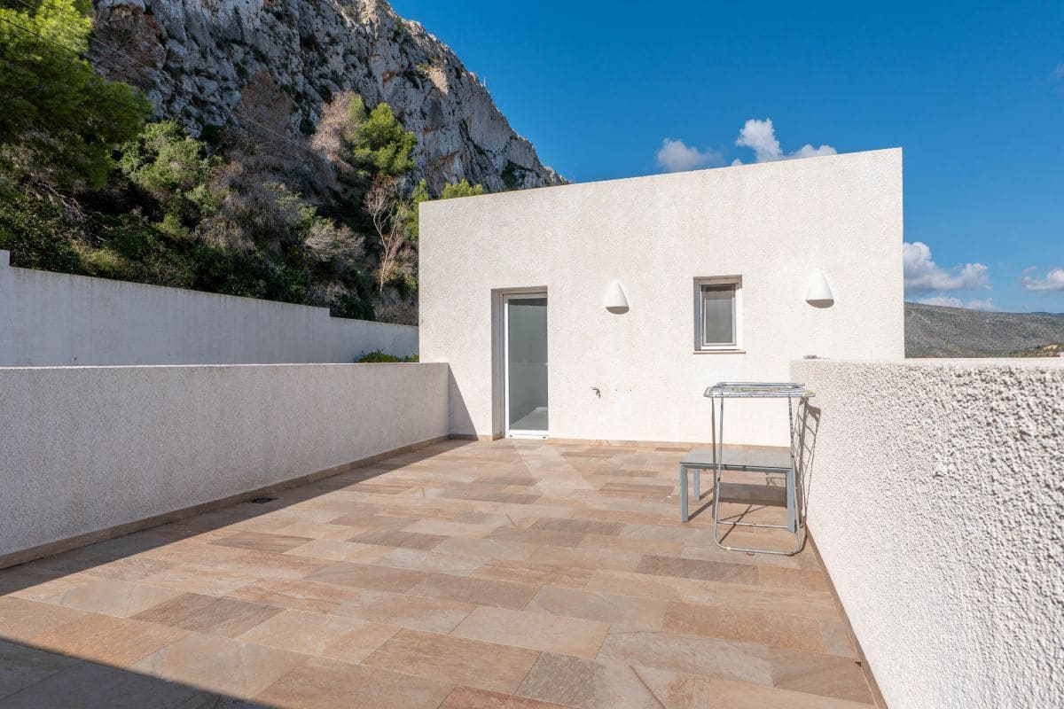 4 soverom Villa til salgs i Calpe / Calp med svømmebasseng garasje - € 950 000 (Ref: 9731661)