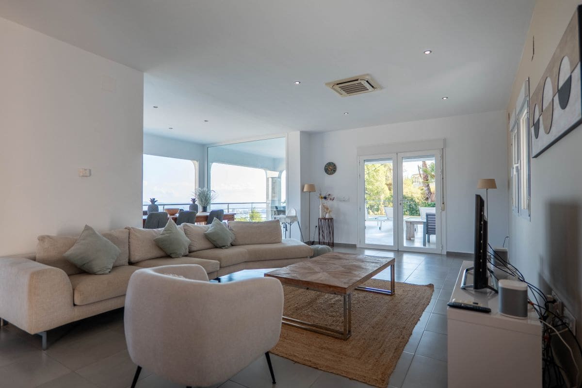 4 soverom Villa til salgs i Calpe / Calp med svømmebasseng garasje - € 950 000 (Ref: 9731661)