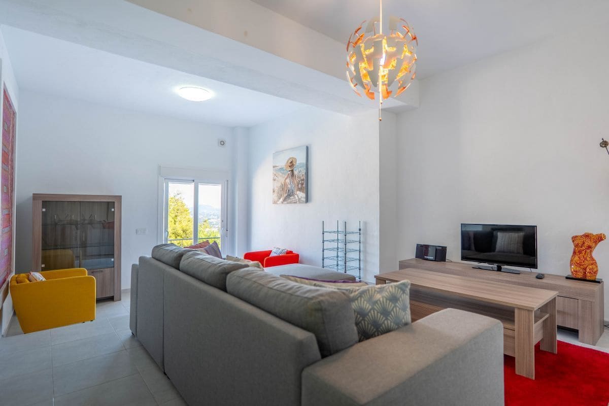 4 soverom Villa til salgs i Calpe / Calp med svømmebasseng garasje - € 950 000 (Ref: 9731661)