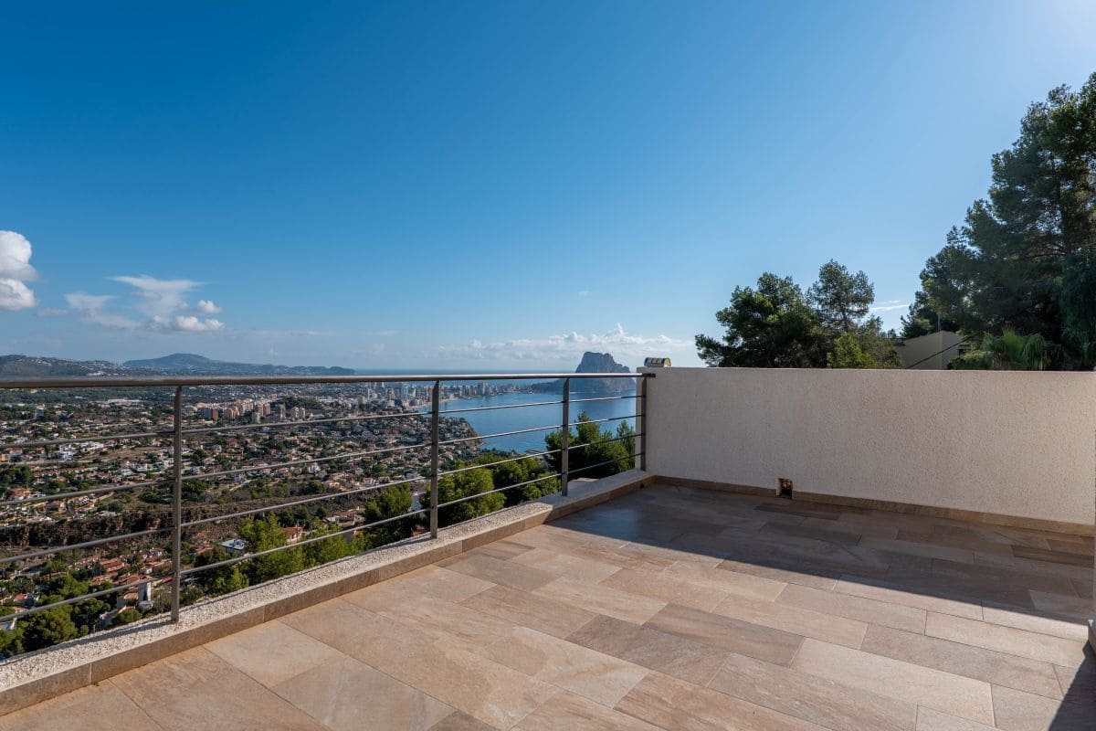 4 soverom Villa til salgs i Calpe / Calp med svømmebasseng garasje - € 950 000 (Ref: 9731661)