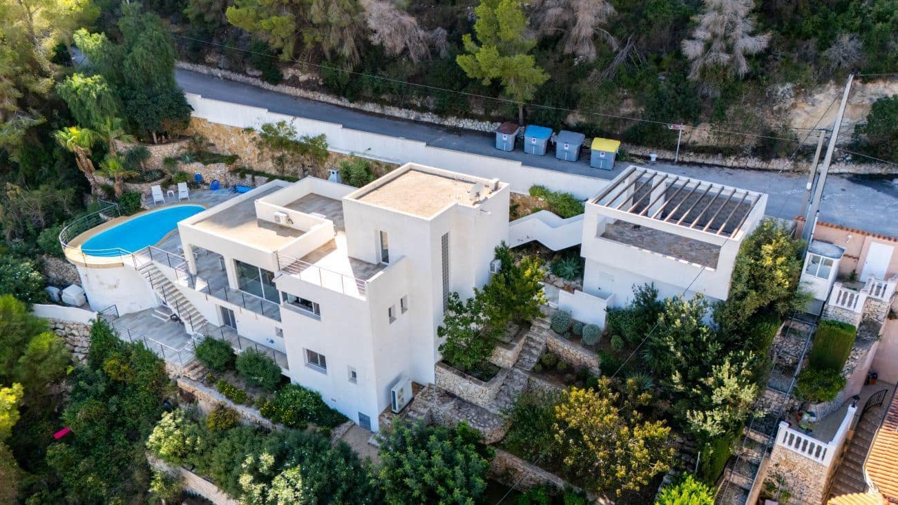 4 soverom Villa til salgs i Calpe / Calp med svømmebasseng garasje - € 950 000 (Ref: 9731661)