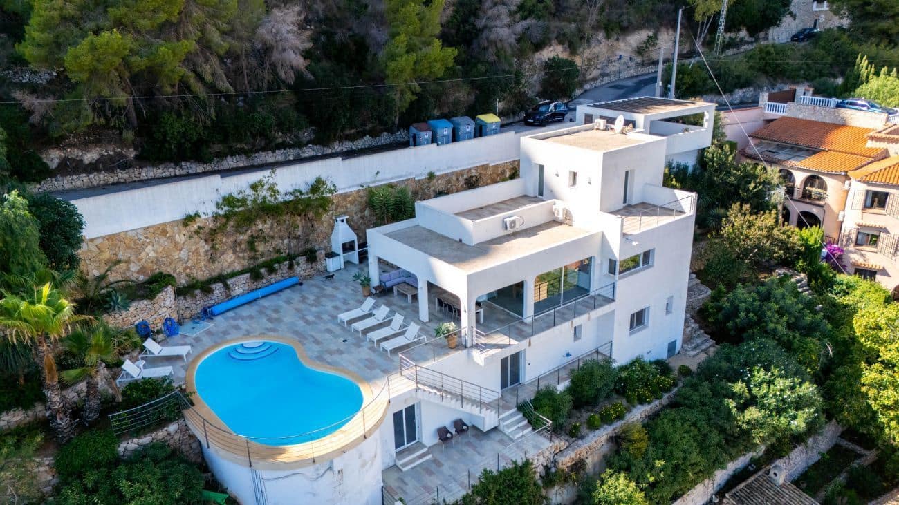 4 soverom Villa til salgs i Calpe / Calp med svømmebasseng garasje - € 950 000 (Ref: 9731661)