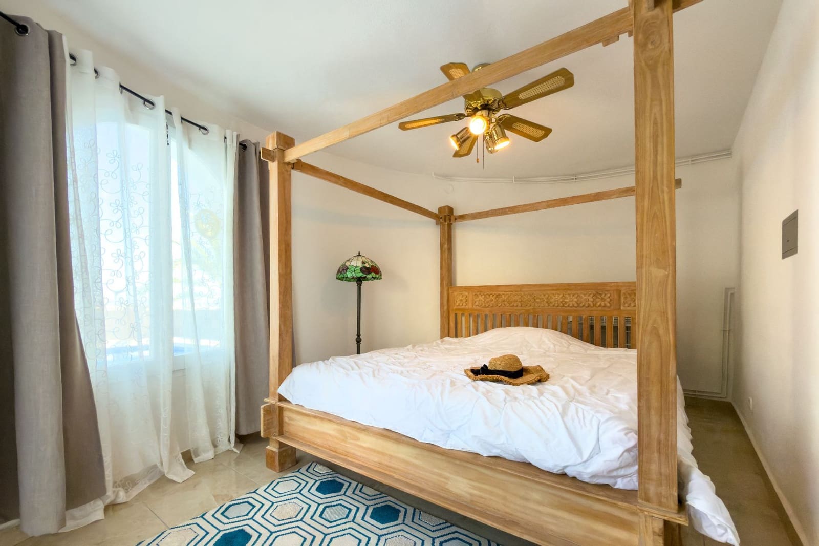 3 soverom Villa til salgs i Calpe / Calp med svømmebasseng garasje - € 640 000 (Ref: 9737919)