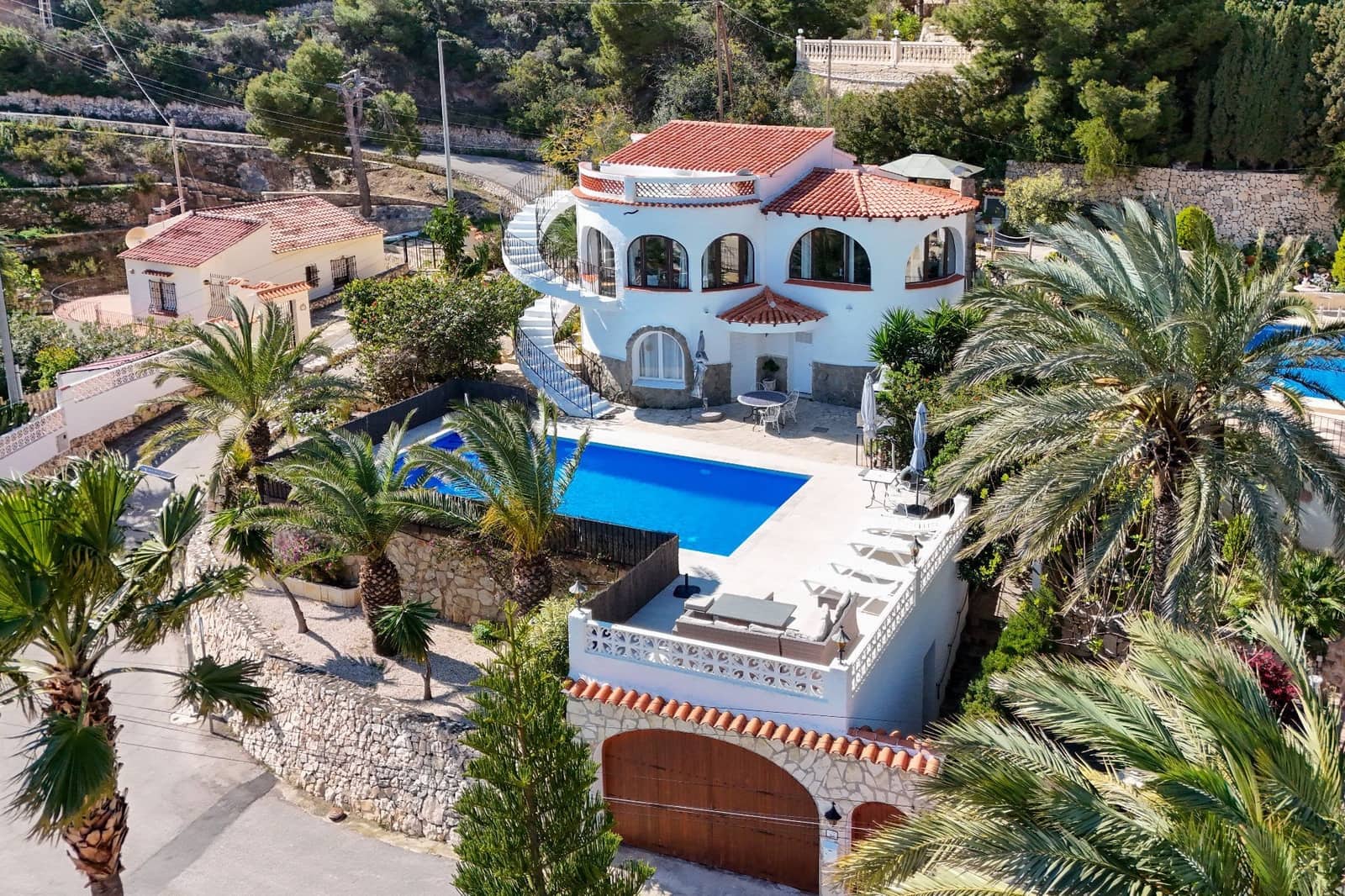 3 soverom Villa til salgs i Calpe / Calp med svømmebasseng garasje - € 640 000 (Ref: 9737919)