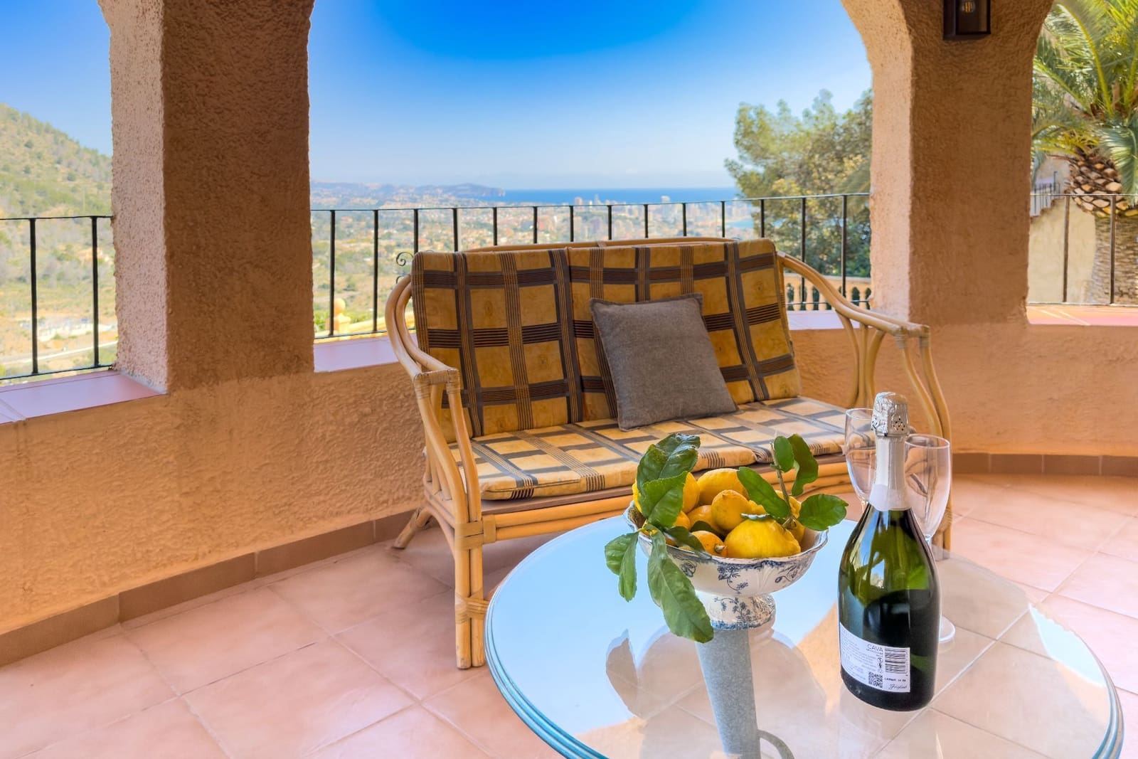 3 chambre Villa/Maison à vendre à Calpe / Calp avec piscine garage - 495 000 € (Ref: 9737920)