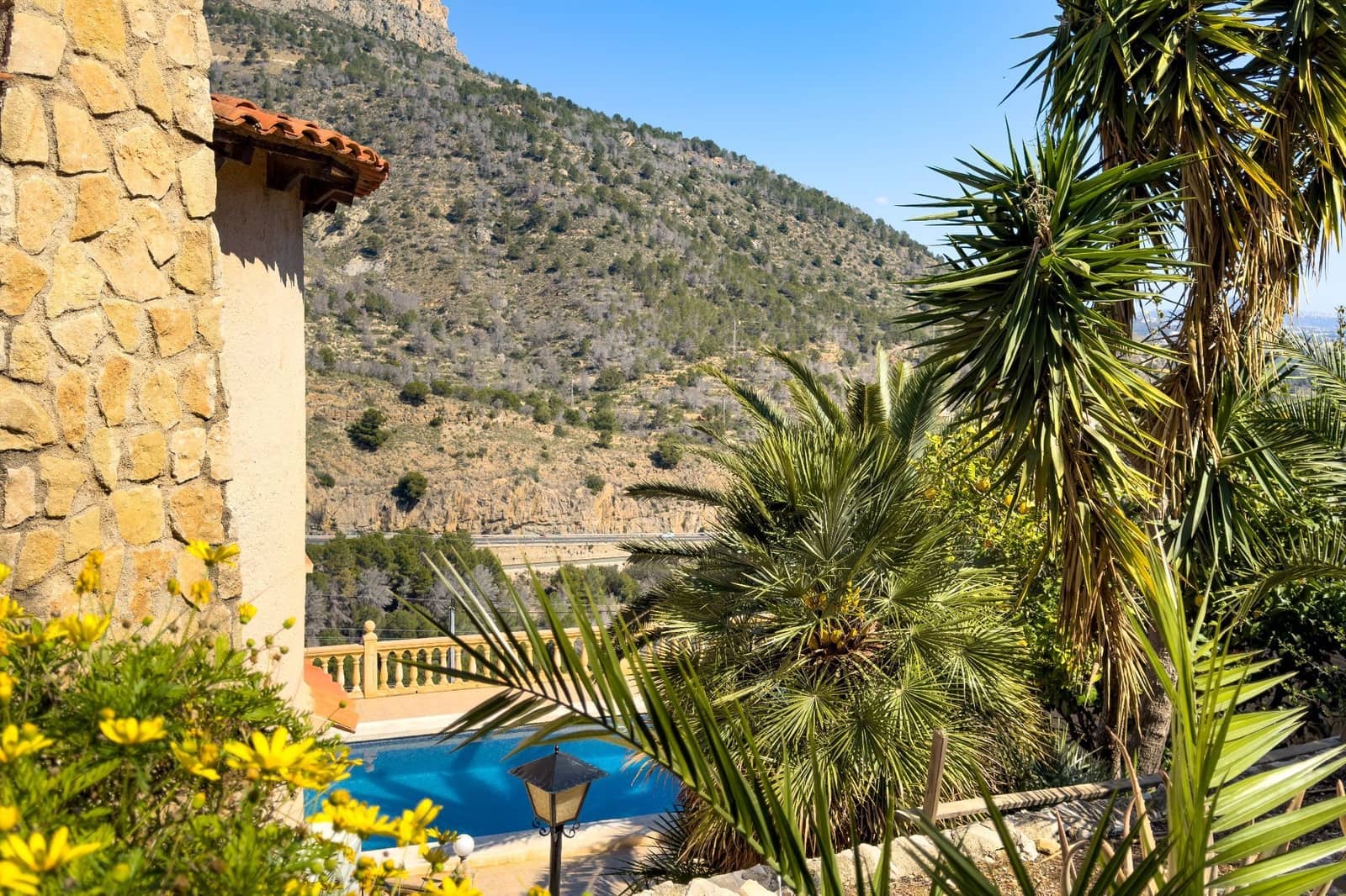 3 chambre Villa/Maison à vendre à Calpe / Calp avec piscine garage - 495 000 € (Ref: 9737920)