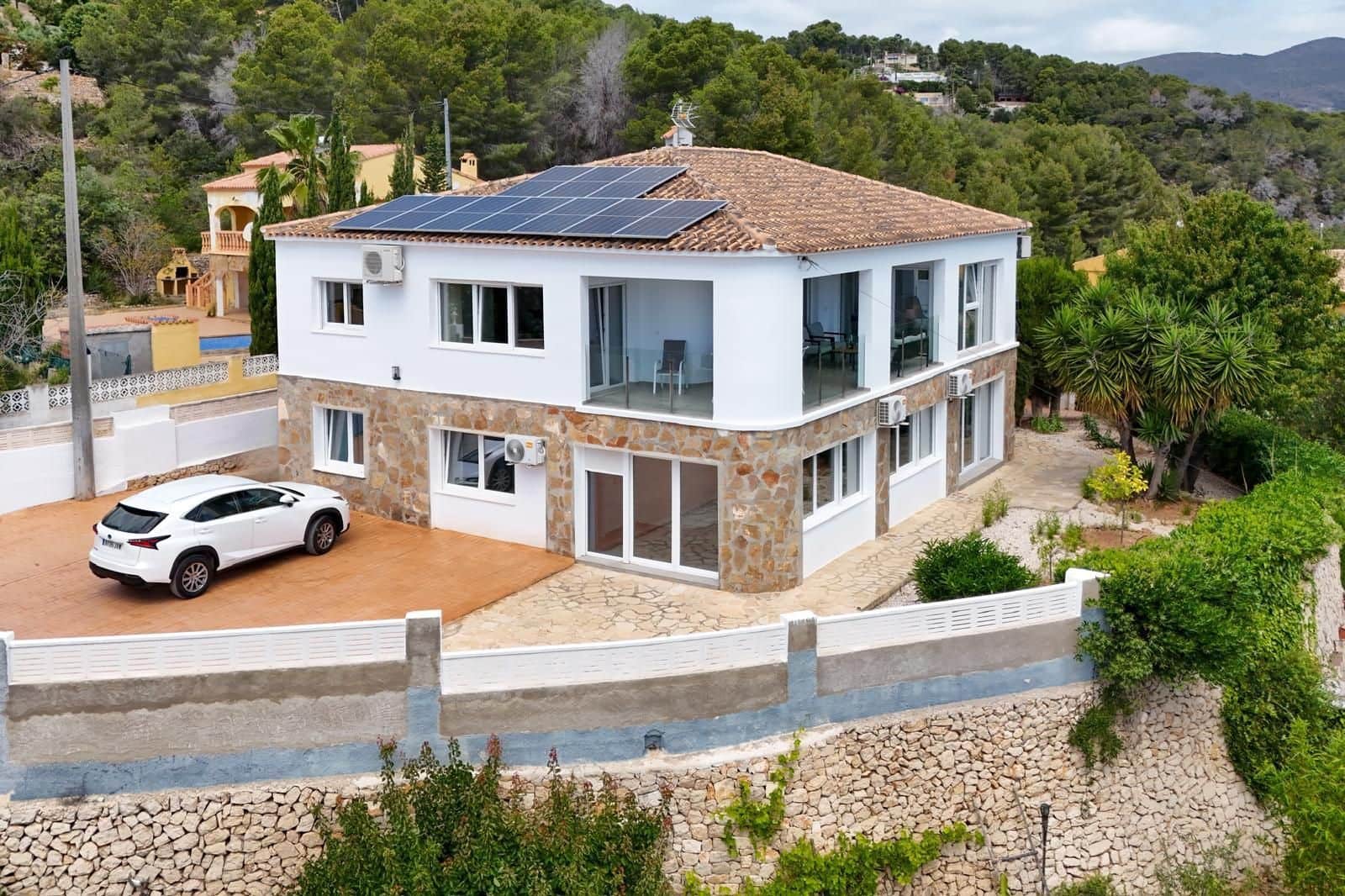 7 chambre Villa/Maison à vendre à Calpe / Calp avec piscine garage - 948 000 € (Ref: 9916459)