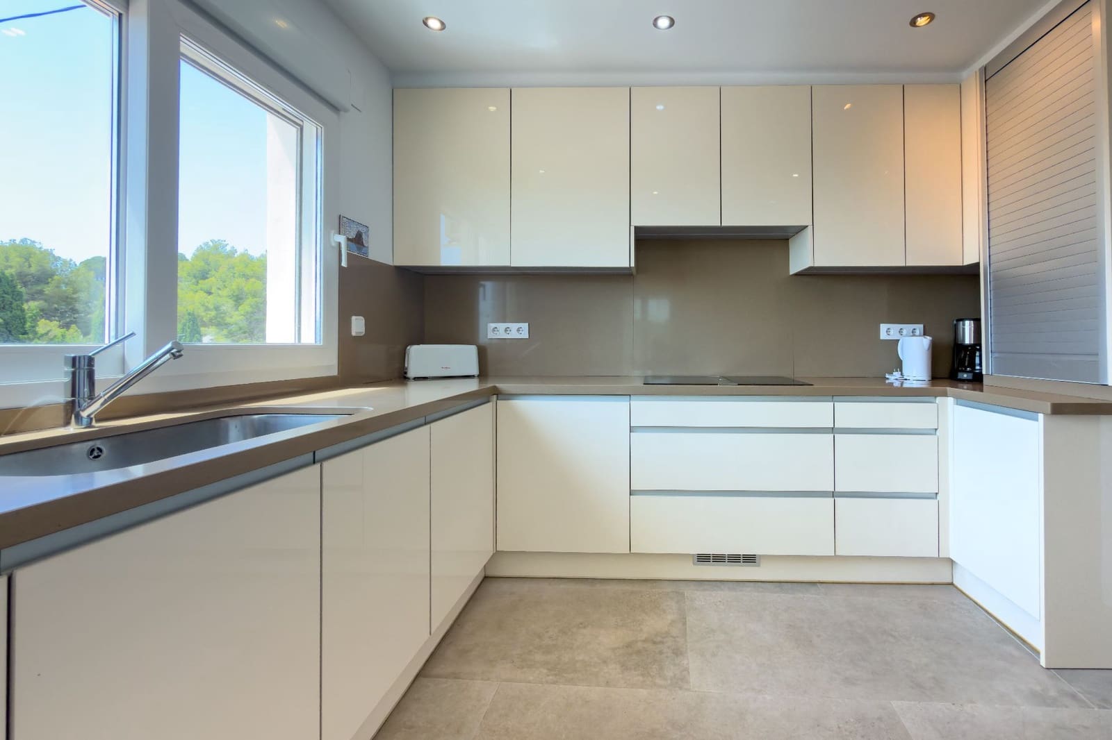 7 chambre Villa/Maison à vendre à Calpe / Calp avec piscine garage - 948 000 € (Ref: 9916459)
