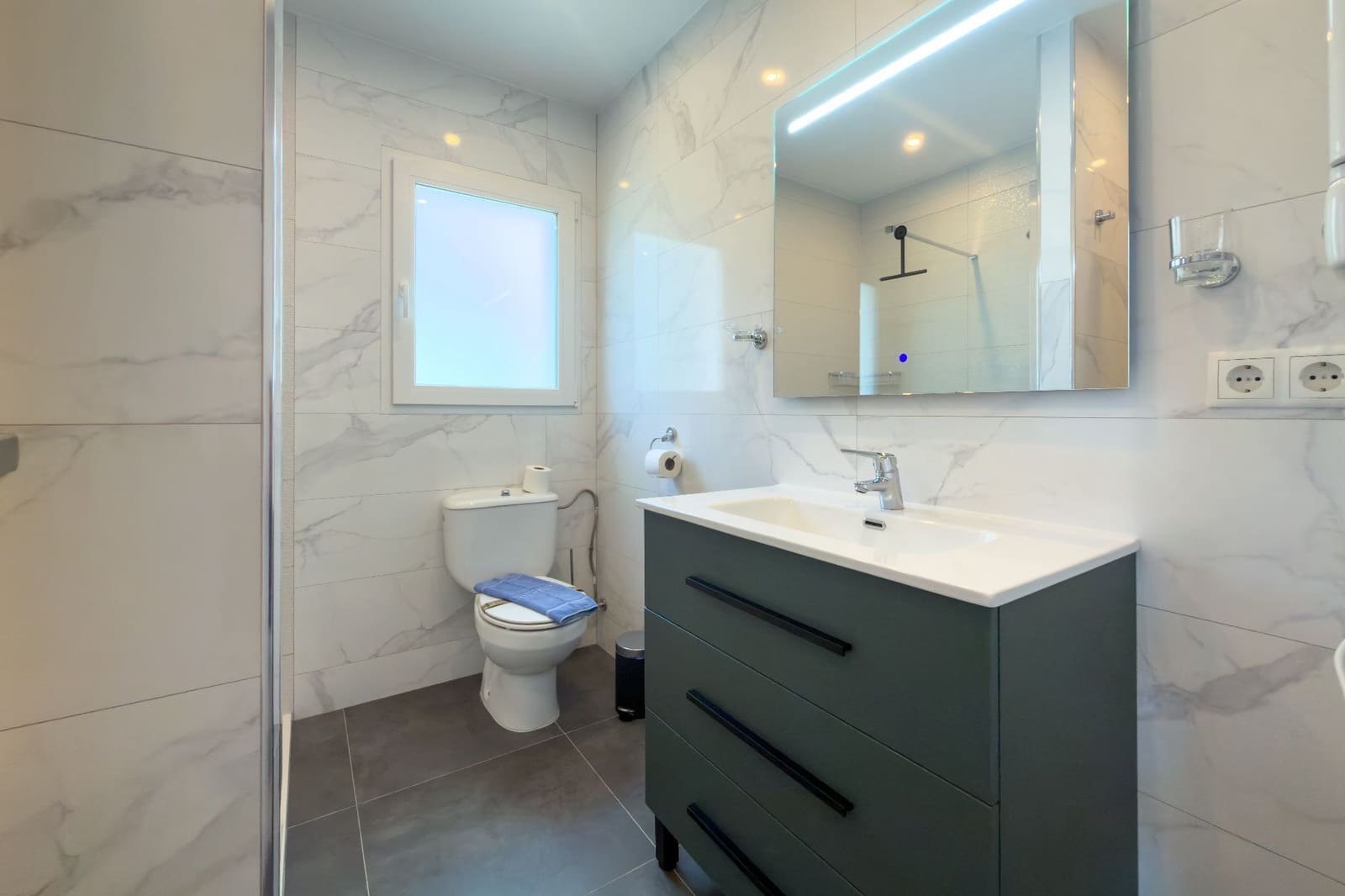 7 chambre Villa/Maison à vendre à Calpe / Calp avec piscine garage - 948 000 € (Ref: 9916459)