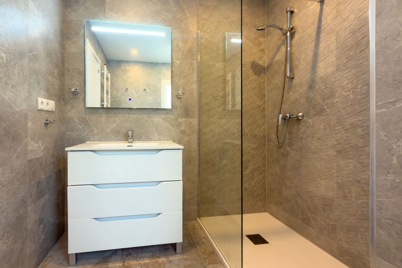 7 chambre Villa/Maison à vendre à Calpe / Calp avec piscine garage - 948 000 € (Ref: 9916459)