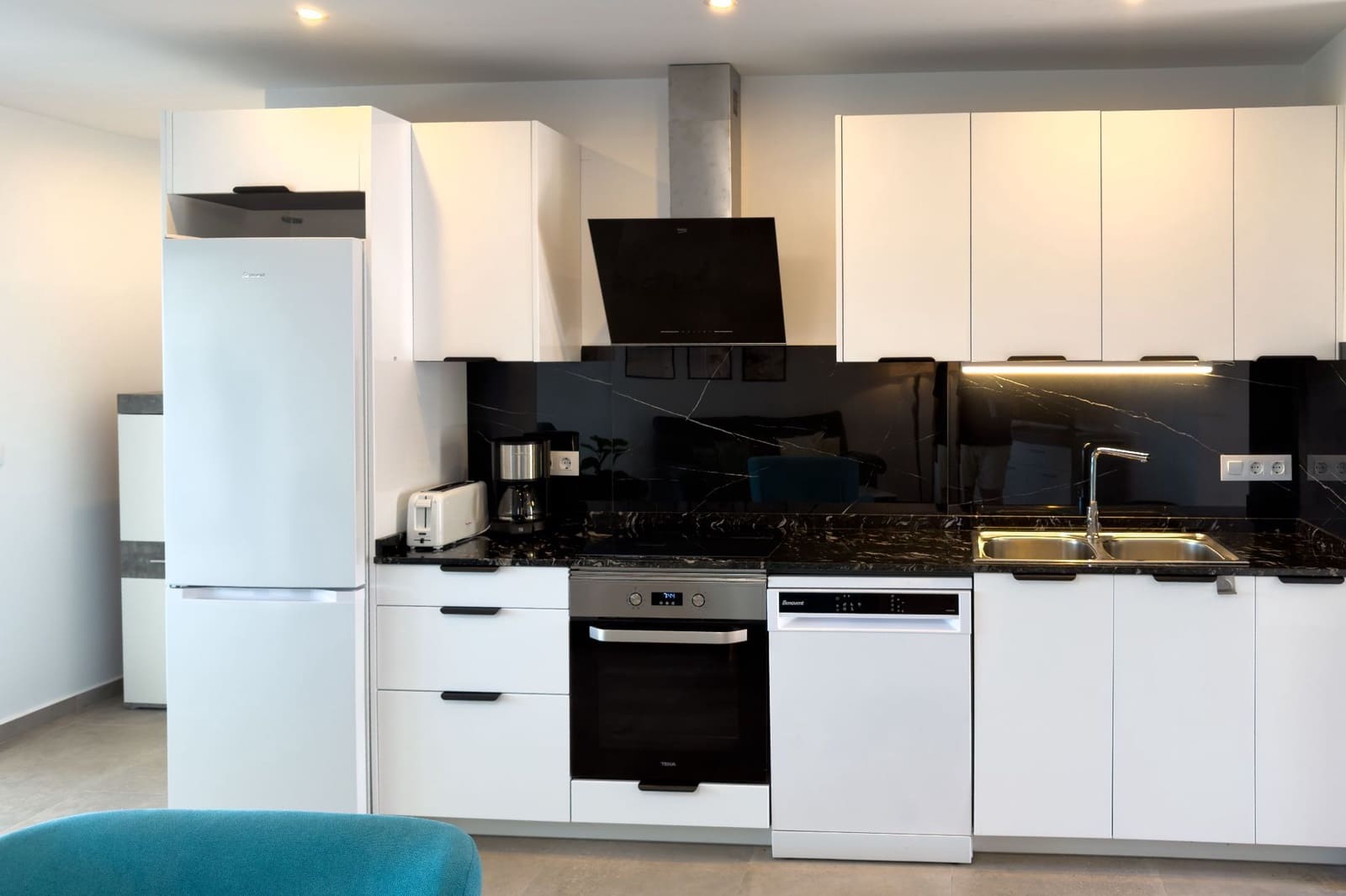 7 chambre Villa/Maison à vendre à Calpe / Calp avec piscine garage - 948 000 € (Ref: 9916459)