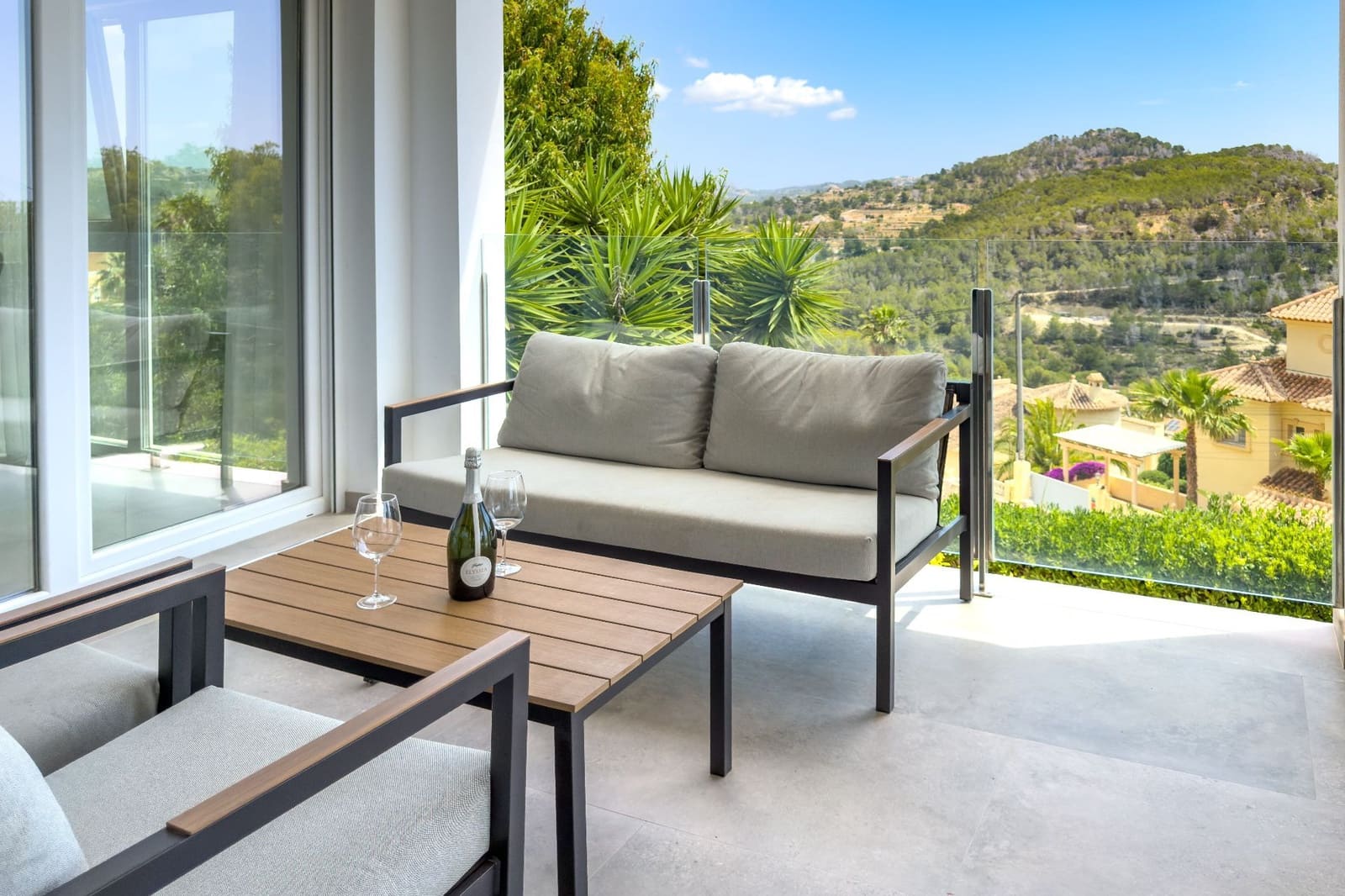 7 chambre Villa/Maison à vendre à Calpe / Calp avec piscine garage - 948 000 € (Ref: 9916459)
