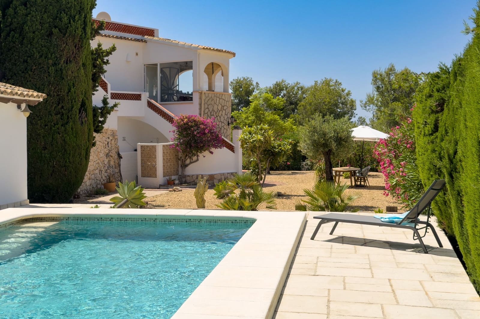3 soveværelse Villa til salg i Benissa med swimmingpool garage - € 640.000 (Ref: 9953683)