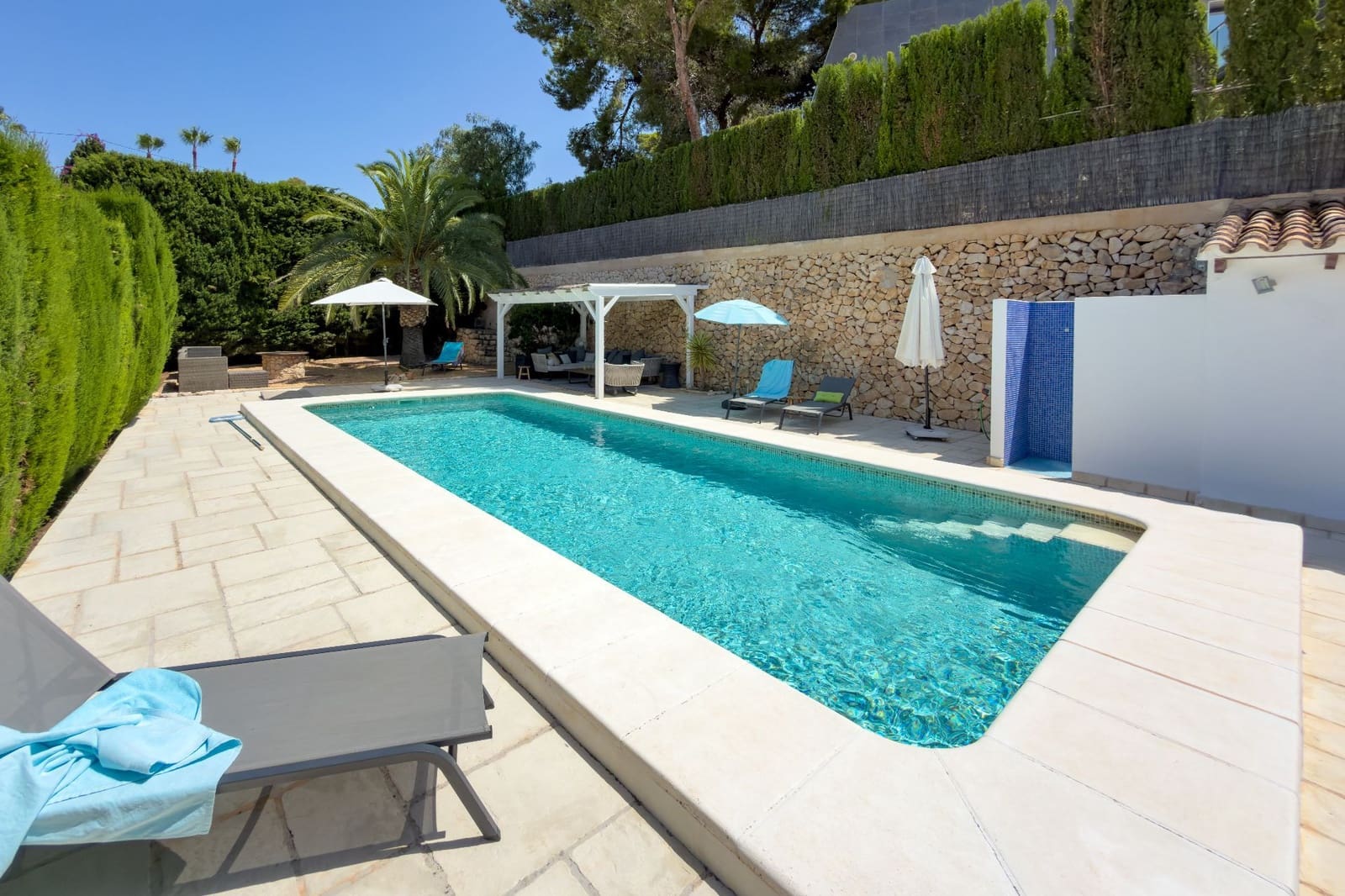 3 soveværelse Villa til salg i Benissa med swimmingpool garage - € 640.000 (Ref: 9953683)