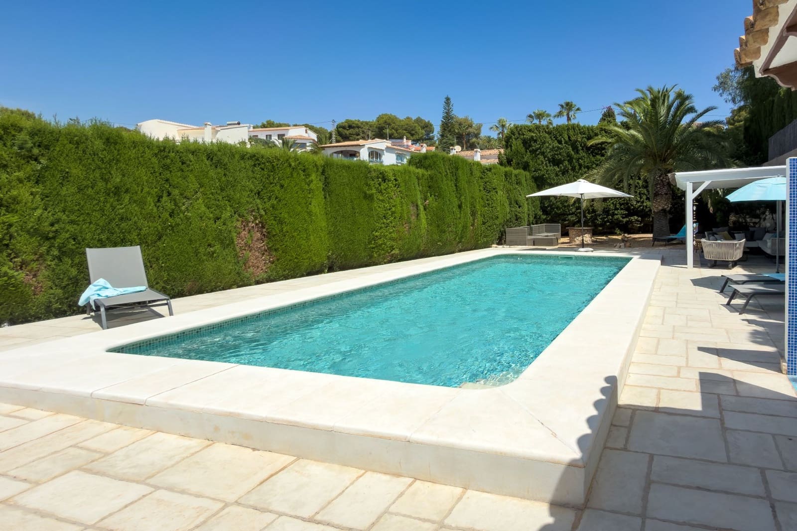 3 soveværelse Villa til salg i Benissa med swimmingpool garage - € 640.000 (Ref: 9953683)