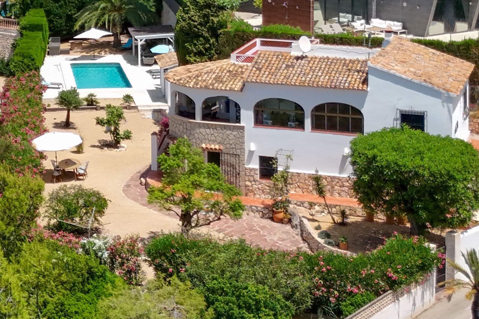 3 soveværelse Villa til salg i Benissa med swimmingpool garage - € 640.000 (Ref: 9953683)