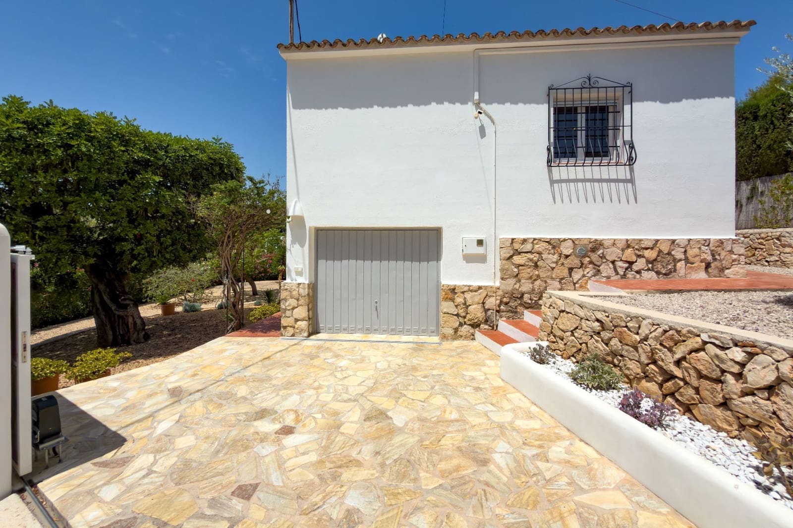 3 soveværelse Villa til salg i Benissa med swimmingpool garage - € 640.000 (Ref: 9953683)