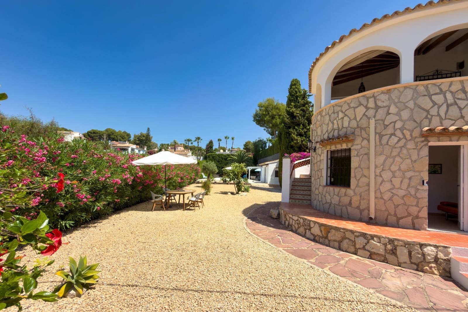 3 soveværelse Villa til salg i Benissa med swimmingpool garage - € 640.000 (Ref: 9953683)
