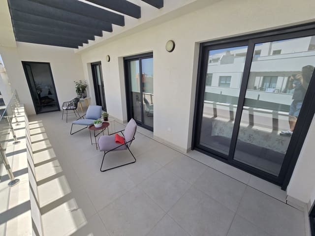 Ático de 3 habitaciones en San Miguel de Salinas en venta con piscina garaje - 390.000 € (Ref: 10000951)