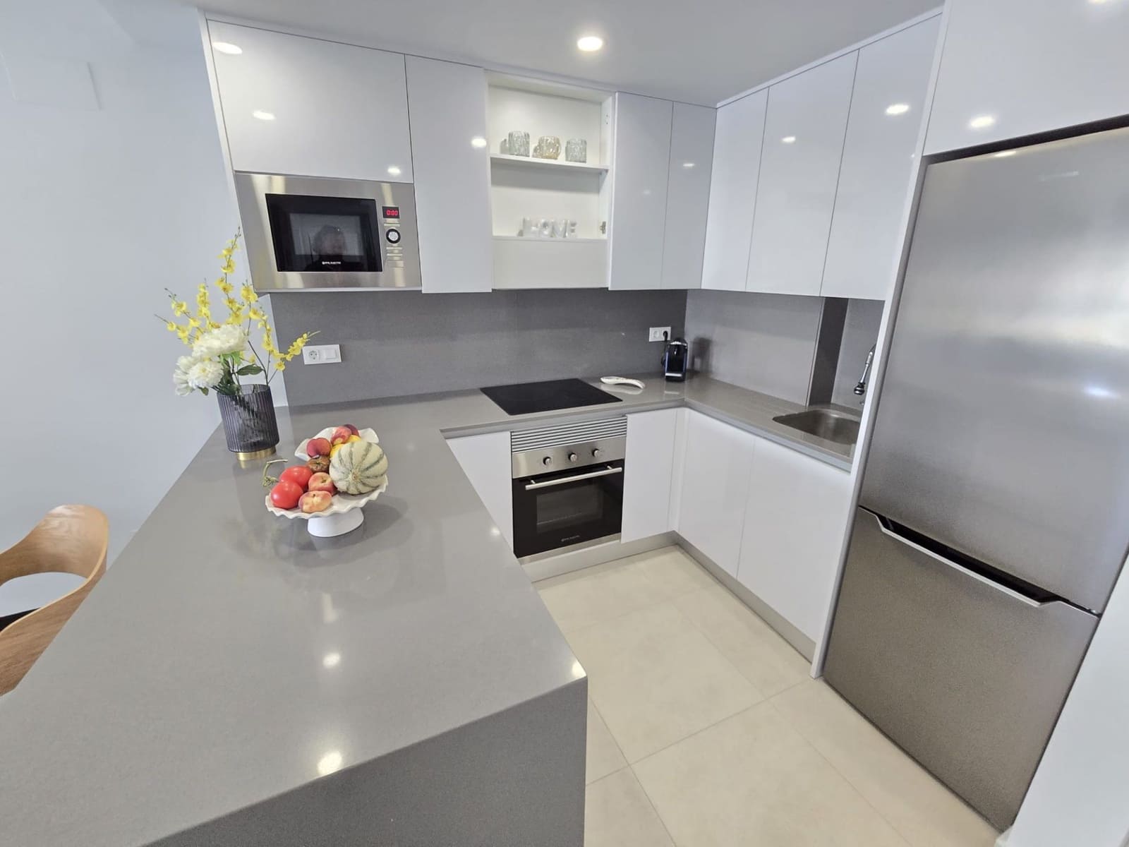 3 slaapkamer Penthouse te koop in San Miguel de Salinas met zwembad garage - € 390.000 (Ref: 10000952)