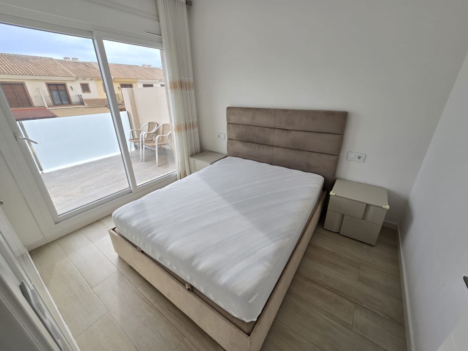 4 quarto Moradia para venda em Pilar de la Horadada com piscina garagem - 475 000 € (Ref: 10037043)