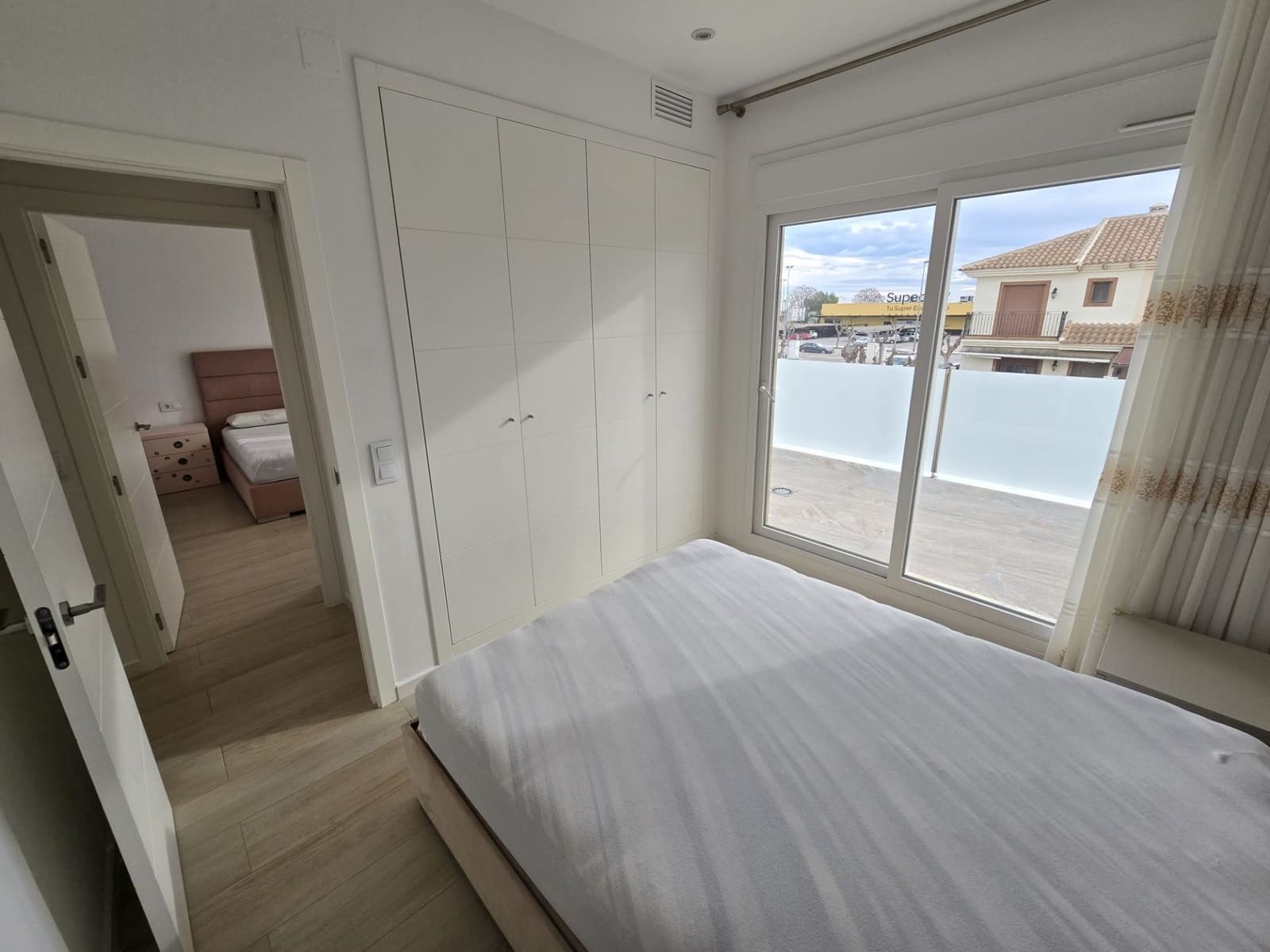 4 quarto Moradia para venda em Pilar de la Horadada com piscina garagem - 475 000 € (Ref: 10037043)