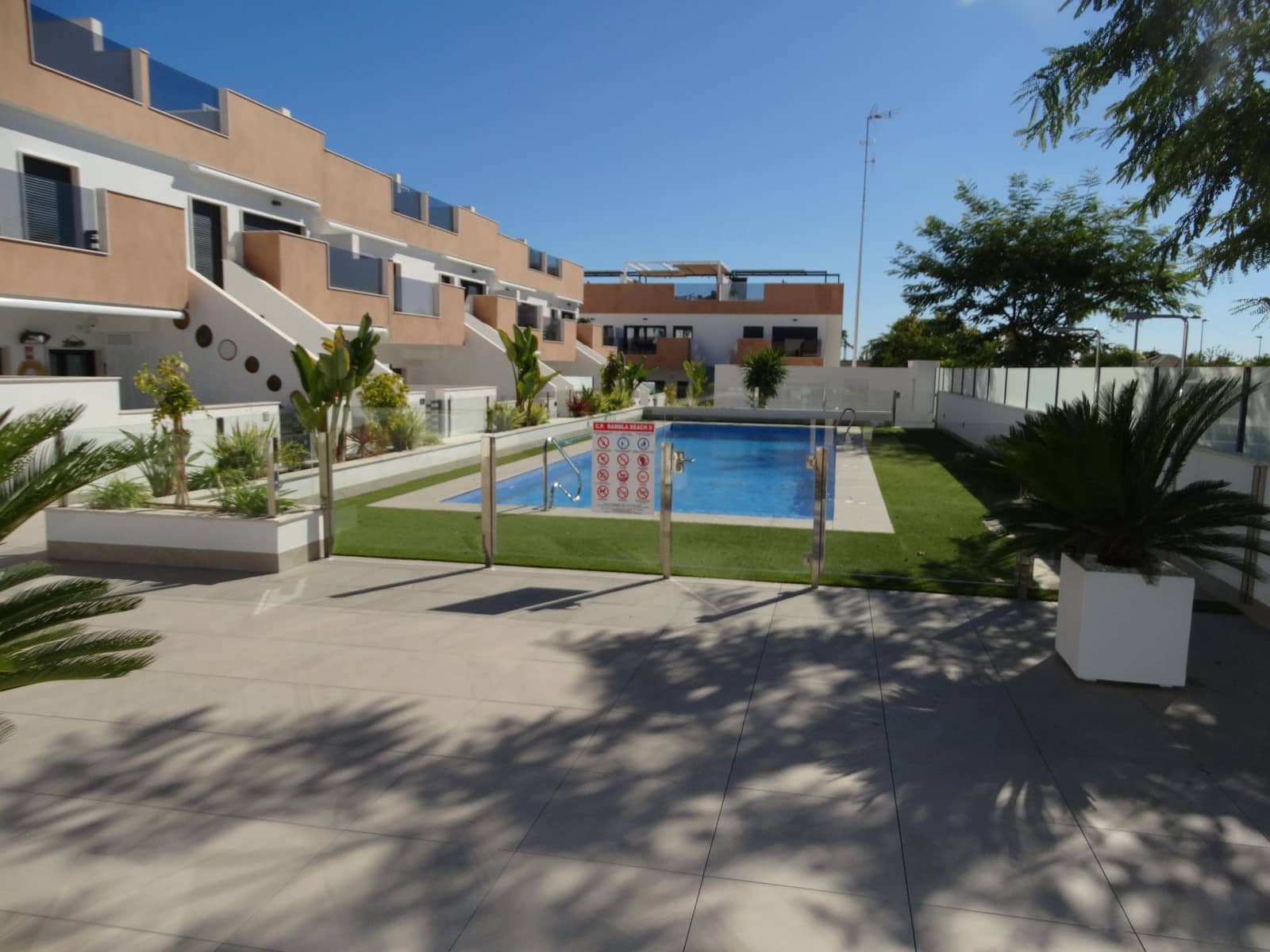 3 bedroom Bungalow for sale in Pilar de la Horadada with pool garage - € 325,000 (Ref: 10044573)