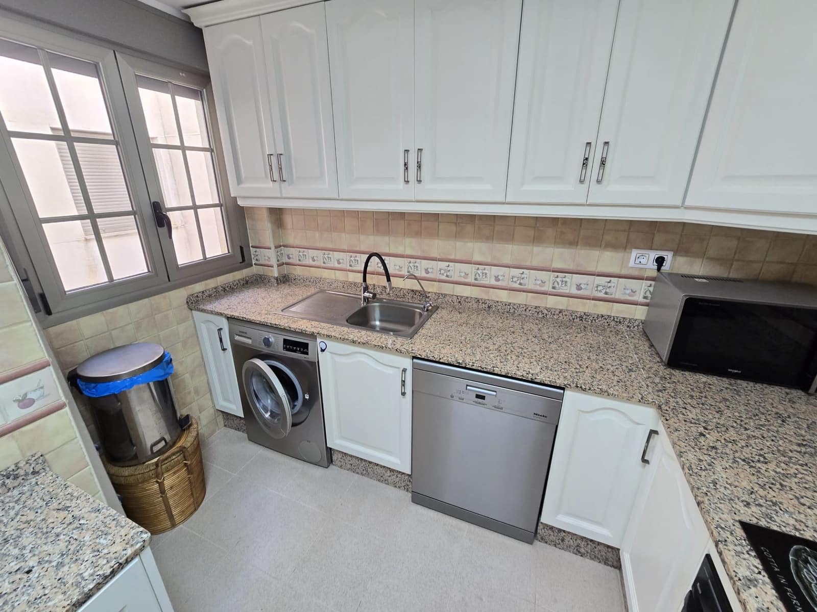 3 soverom Leilighet til salgs i Torrevieja - € 228 000 (Ref: 10061348)