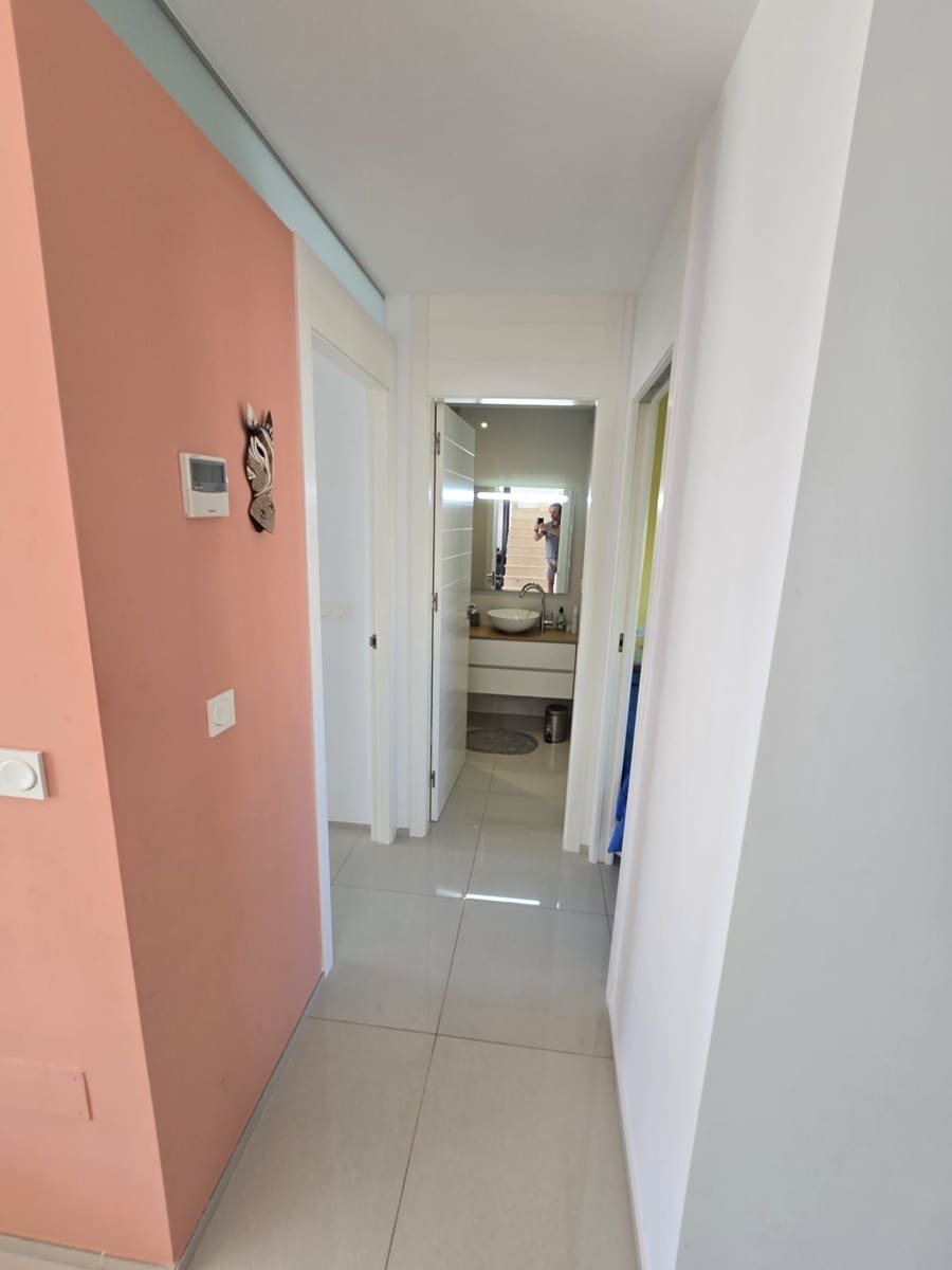3 makuuhuone Kattohuoneisto myytävänä paikassa Orihuela Costa mukana uima-altaan - 299 995 € (Ref: 10080508)
