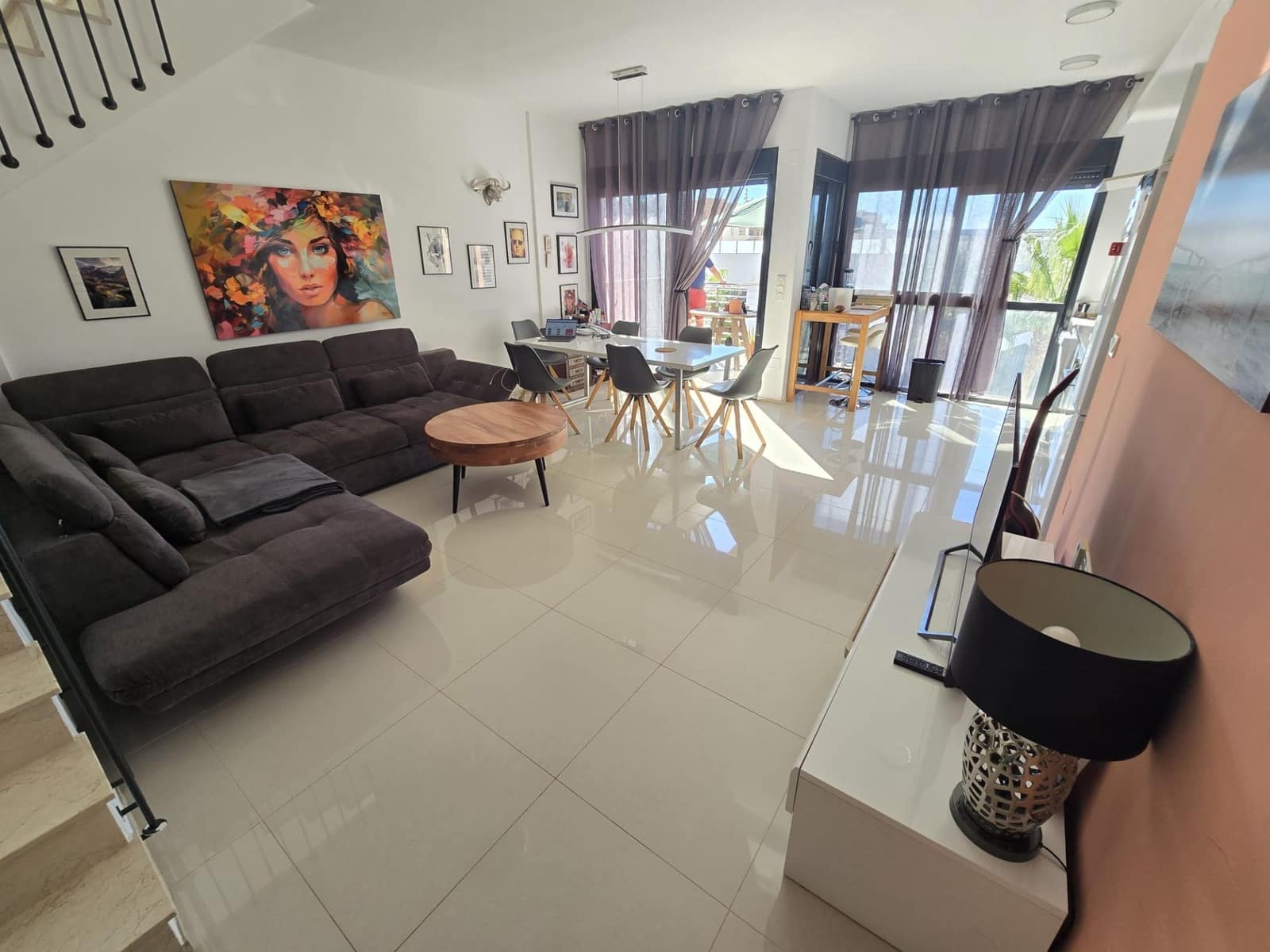 3 makuuhuone Kattohuoneisto myytävänä paikassa Orihuela Costa mukana uima-altaan - 299 995 € (Ref: 10080508)