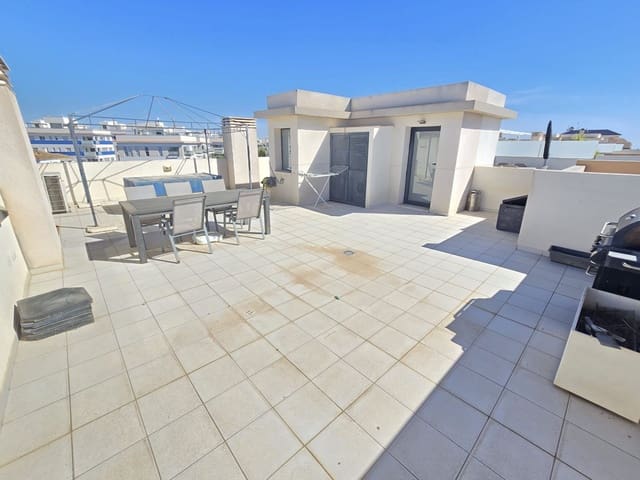 3 makuuhuone Kattohuoneisto myytävänä paikassa Orihuela Costa, Orihuela mukana uima-altaan - 299 995 € (Ref: 10085548)