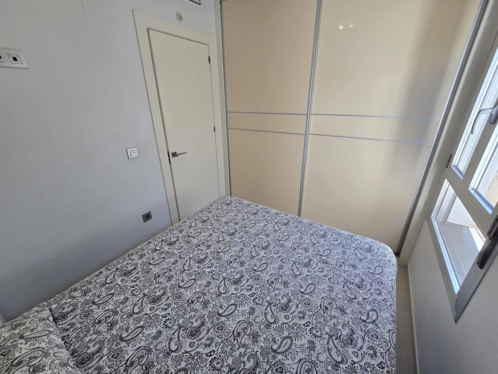 Chalet de 3 habitaciones en Rojales en venta con piscina garaje - 399.000 € (Ref: 10088938)