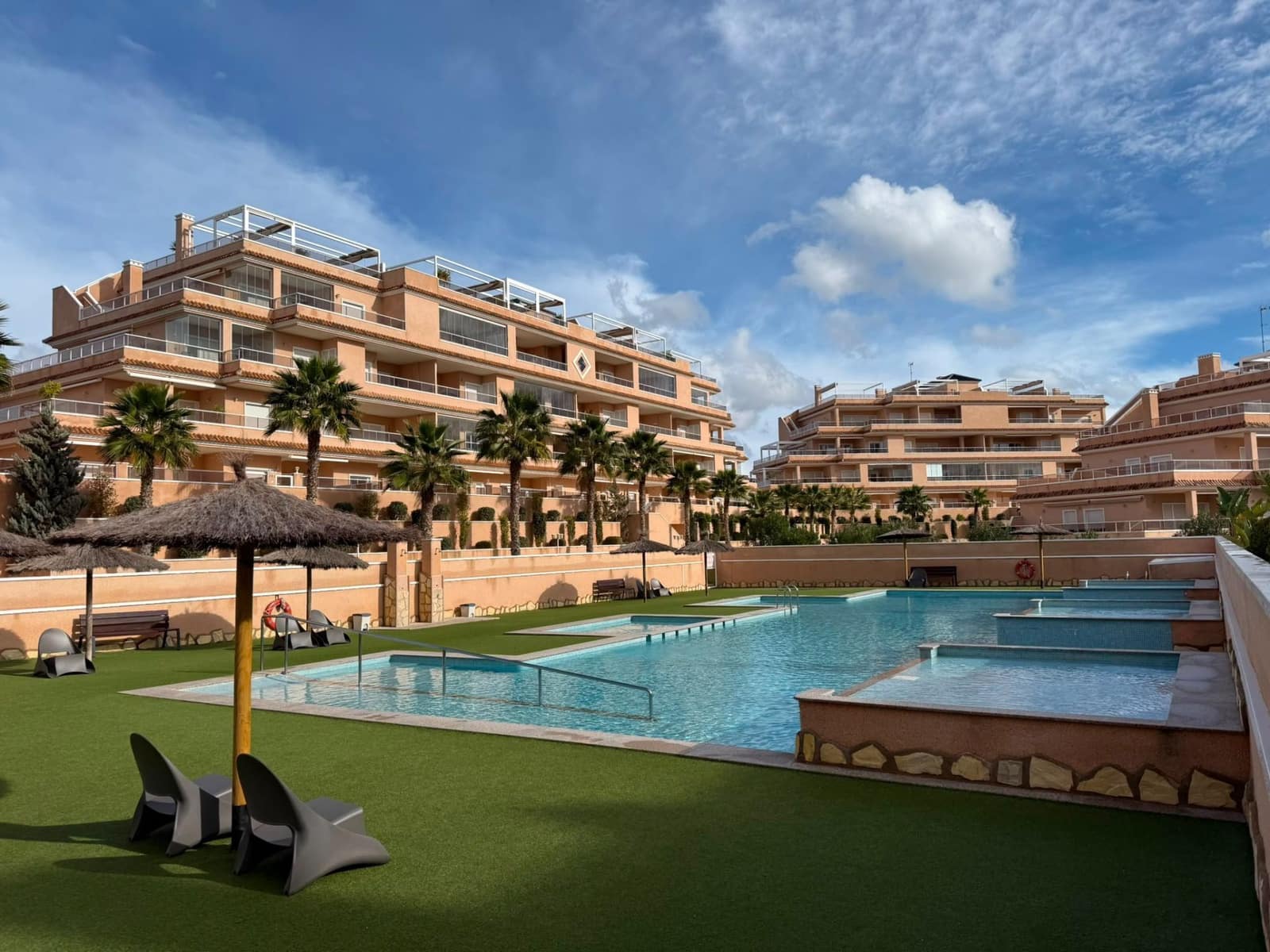 2 Zimmer Apartment zu verkaufen in San Miguel de Salinas mit Pool Garage - 259.000 € (Ref: 10101797)