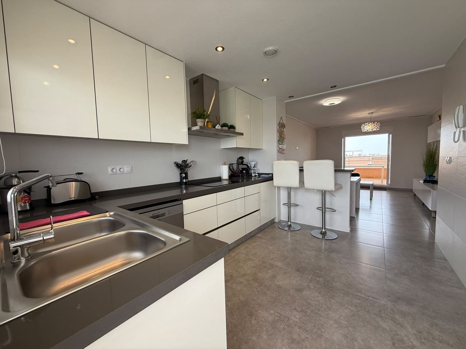 2 Zimmer Apartment zu verkaufen in San Miguel de Salinas mit Pool Garage - 259.000 € (Ref: 10101797)