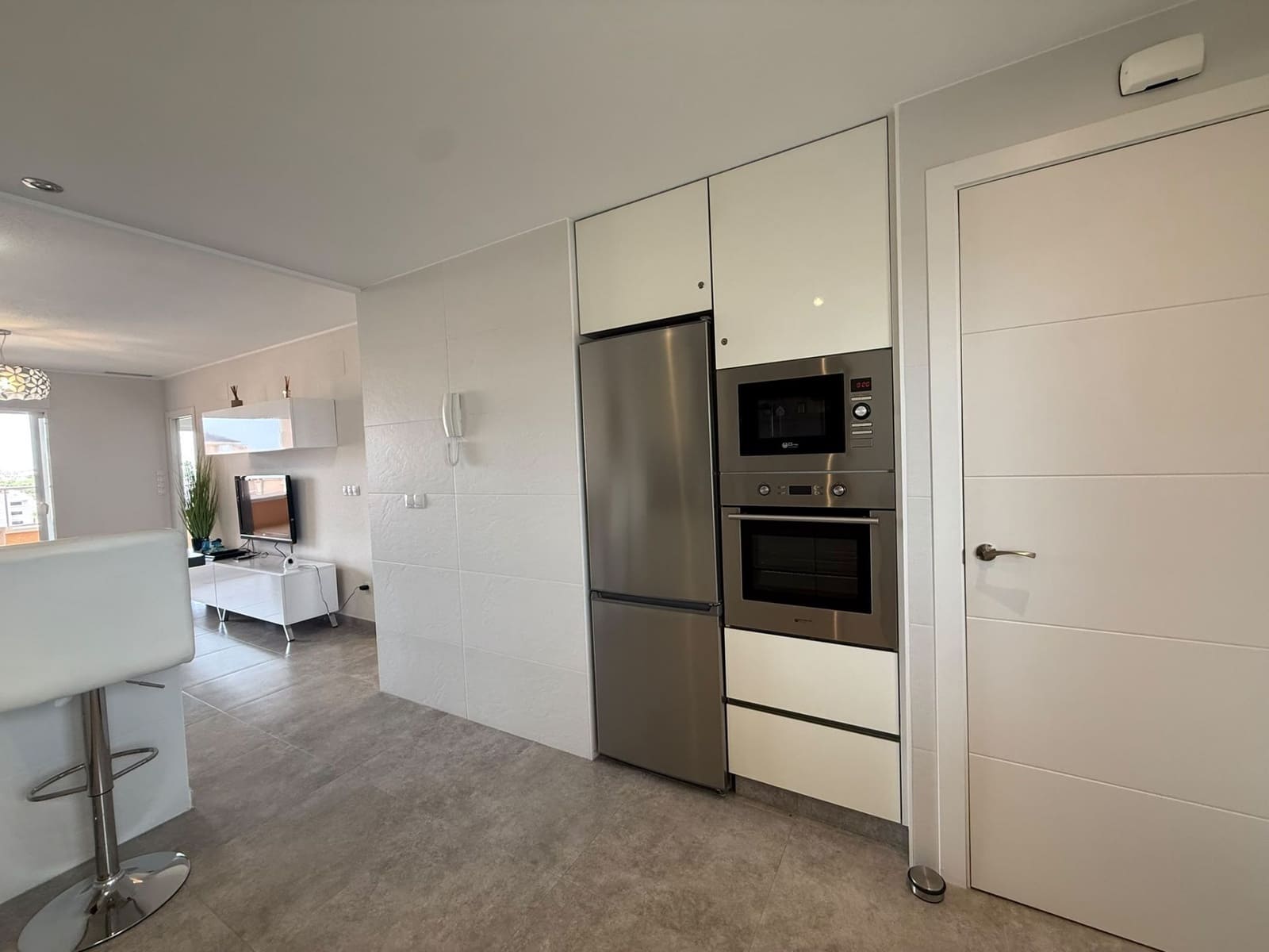2 Zimmer Apartment zu verkaufen in San Miguel de Salinas mit Pool Garage - 259.000 € (Ref: 10101797)