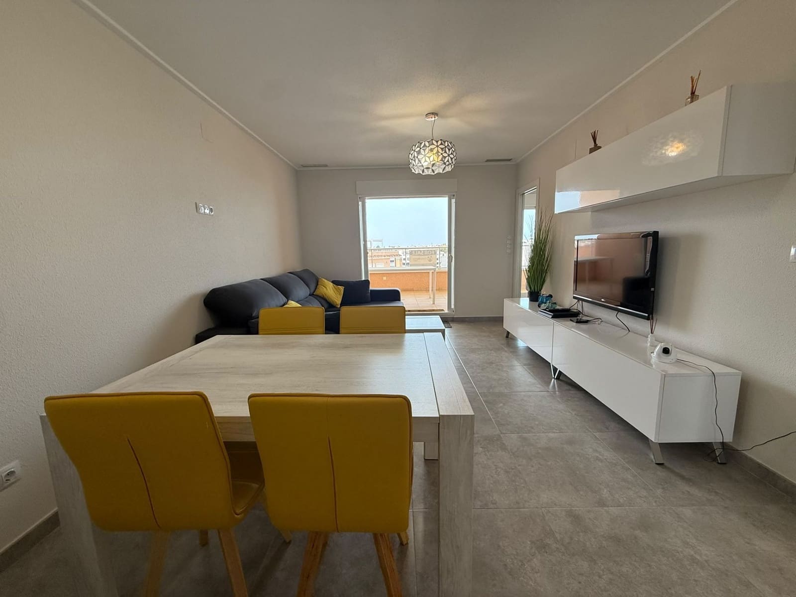2 Zimmer Apartment zu verkaufen in San Miguel de Salinas mit Pool Garage - 259.000 € (Ref: 10101797)