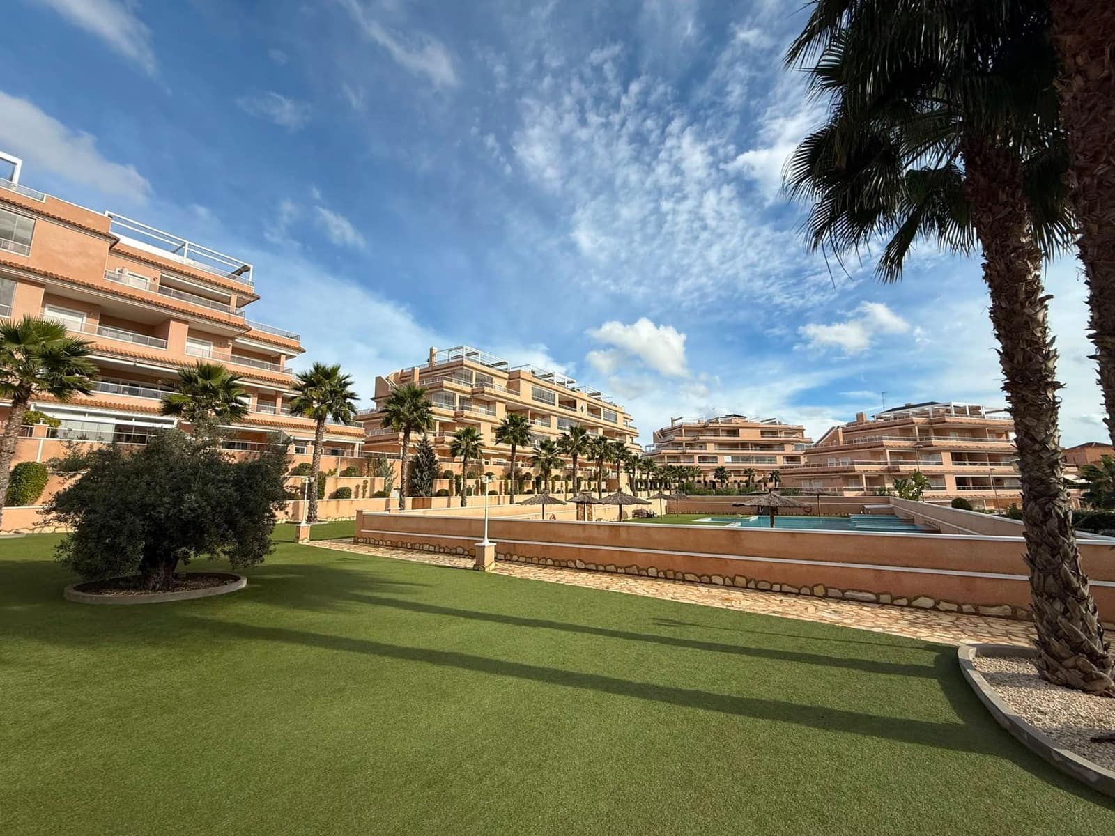 2 Zimmer Apartment zu verkaufen in San Miguel de Salinas mit Pool Garage - 259.000 € (Ref: 10101797)