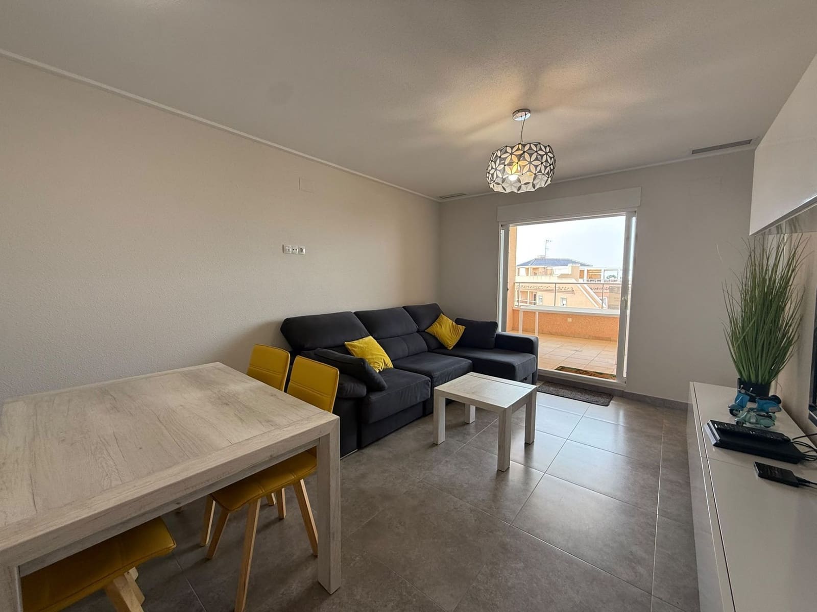 2 Zimmer Apartment zu verkaufen in San Miguel de Salinas mit Pool Garage - 259.000 € (Ref: 10101797)