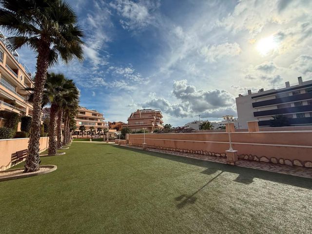 2 chambre Appartement à vendre à San Miguel de Salinas avec piscine garage - 259 000 € (Ref: 10101797)
