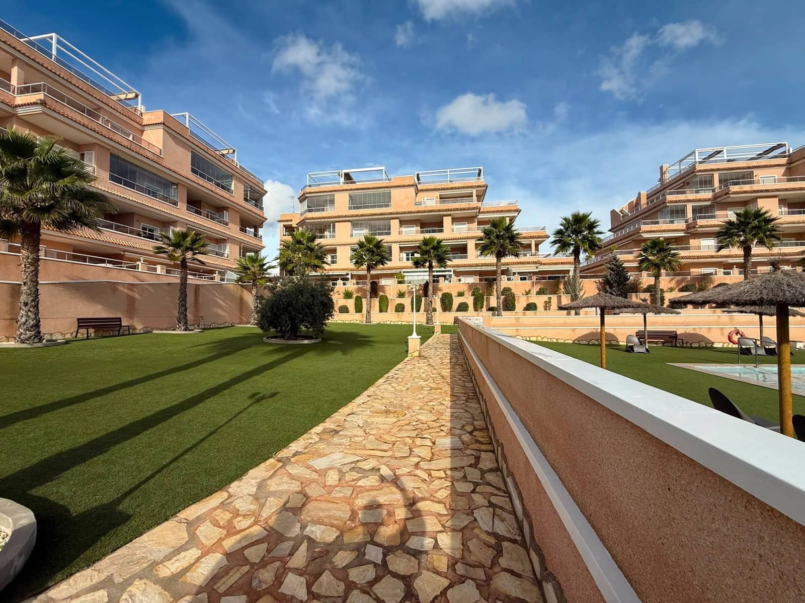 2 Zimmer Apartment zu verkaufen in San Miguel de Salinas mit Pool Garage - 259.000 € (Ref: 10101797)