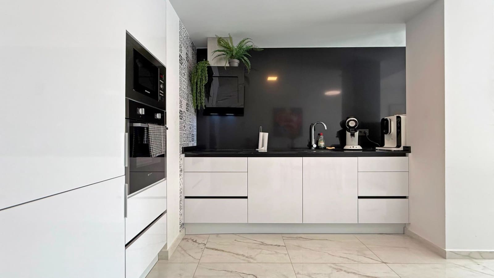 2 slaapkamer Appartement te koop in Orihuela Costa met zwembad garage - € 249.000 (Ref: 10101799)