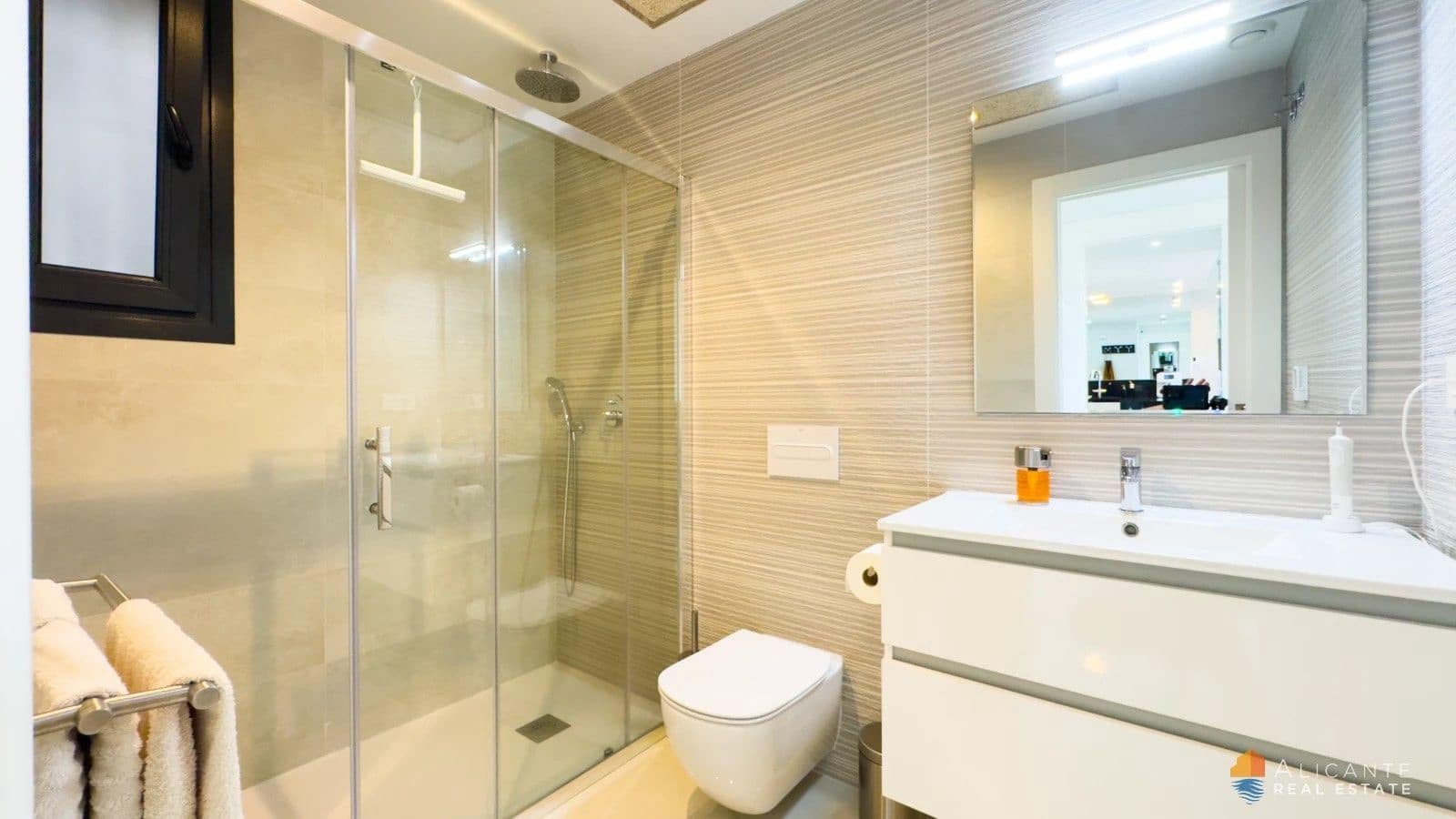 2 sovrum Lägenhet till salu i Orihuela Costa med pool garage - 269 000 € (Ref: 10108983)