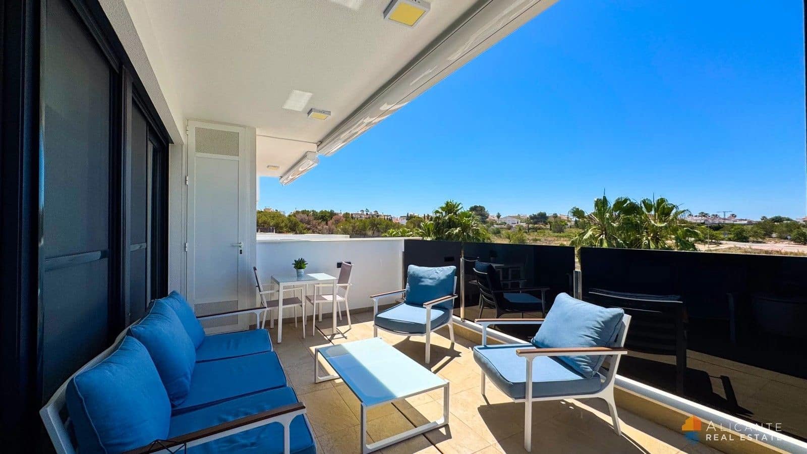 2 sovrum Lägenhet till salu i Orihuela Costa med pool garage - 269 000 € (Ref: 10108983)