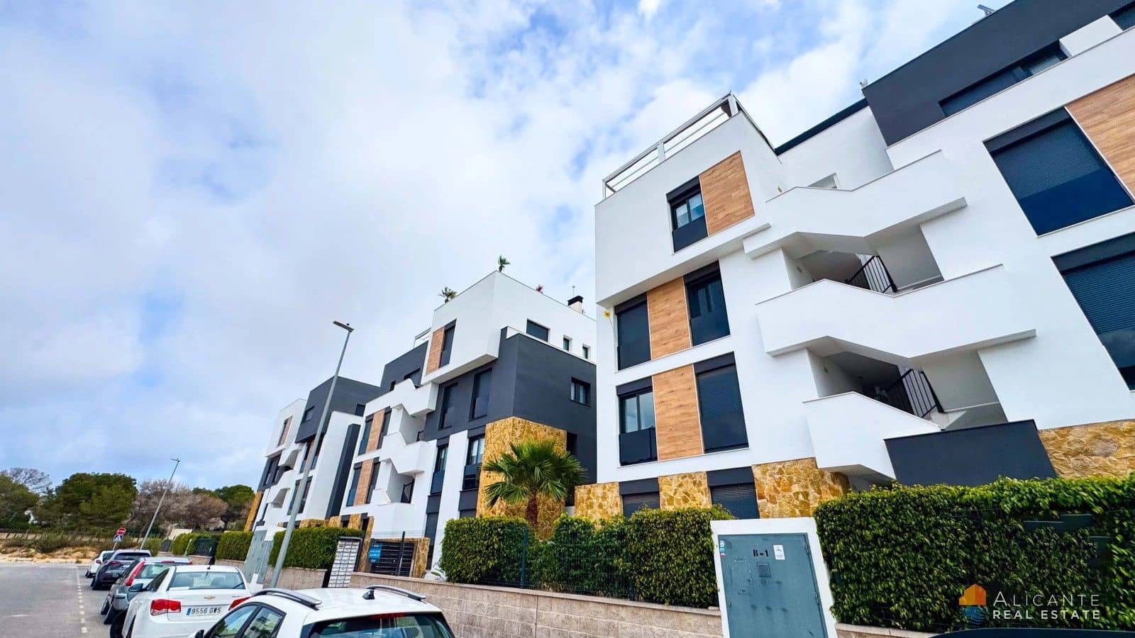 2 sovrum Lägenhet till salu i Orihuela Costa med pool garage - 269 000 € (Ref: 10108983)